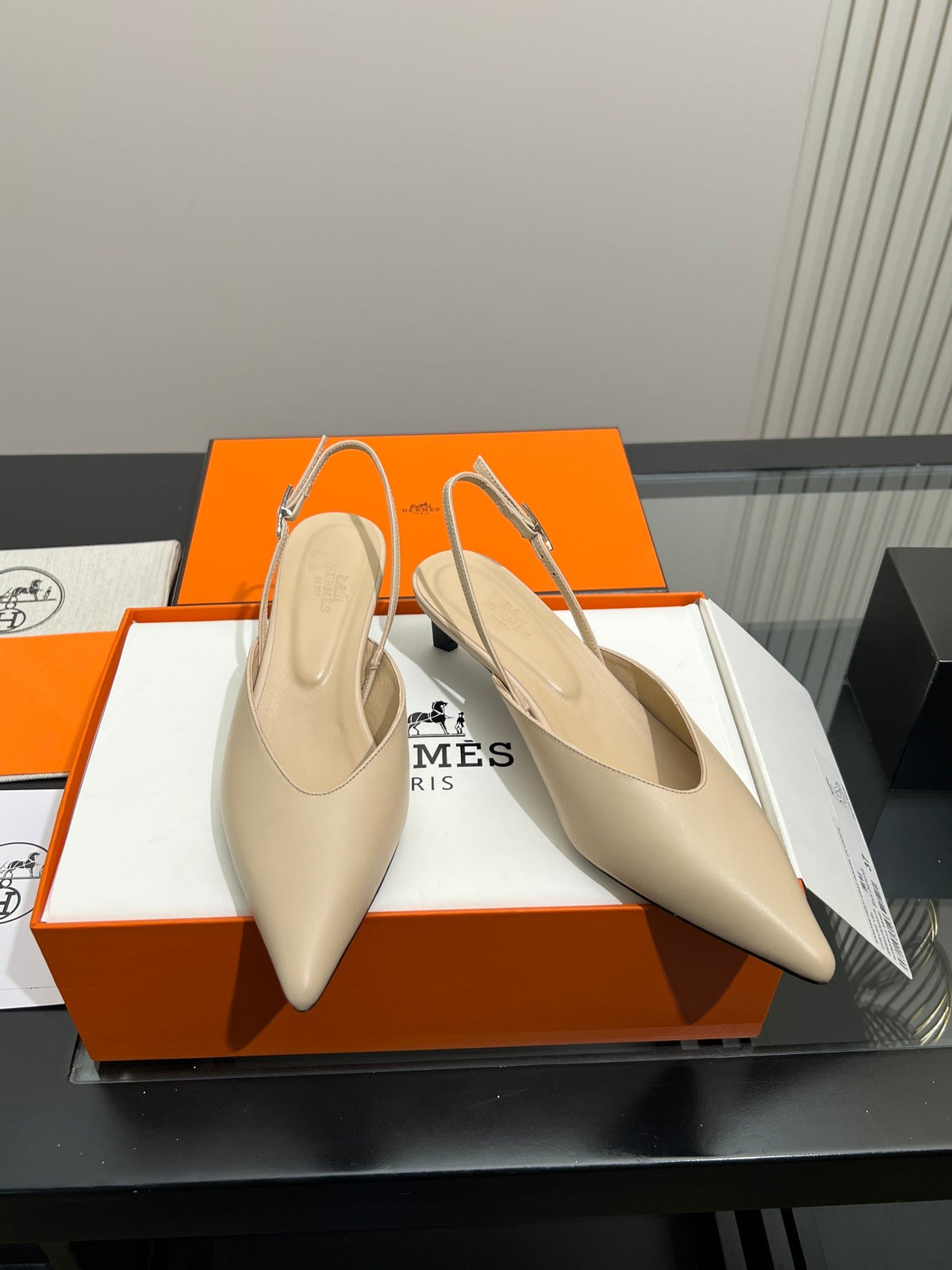 HM 26s Nicoletta Slingbacks 4cm Beige Leather 149128