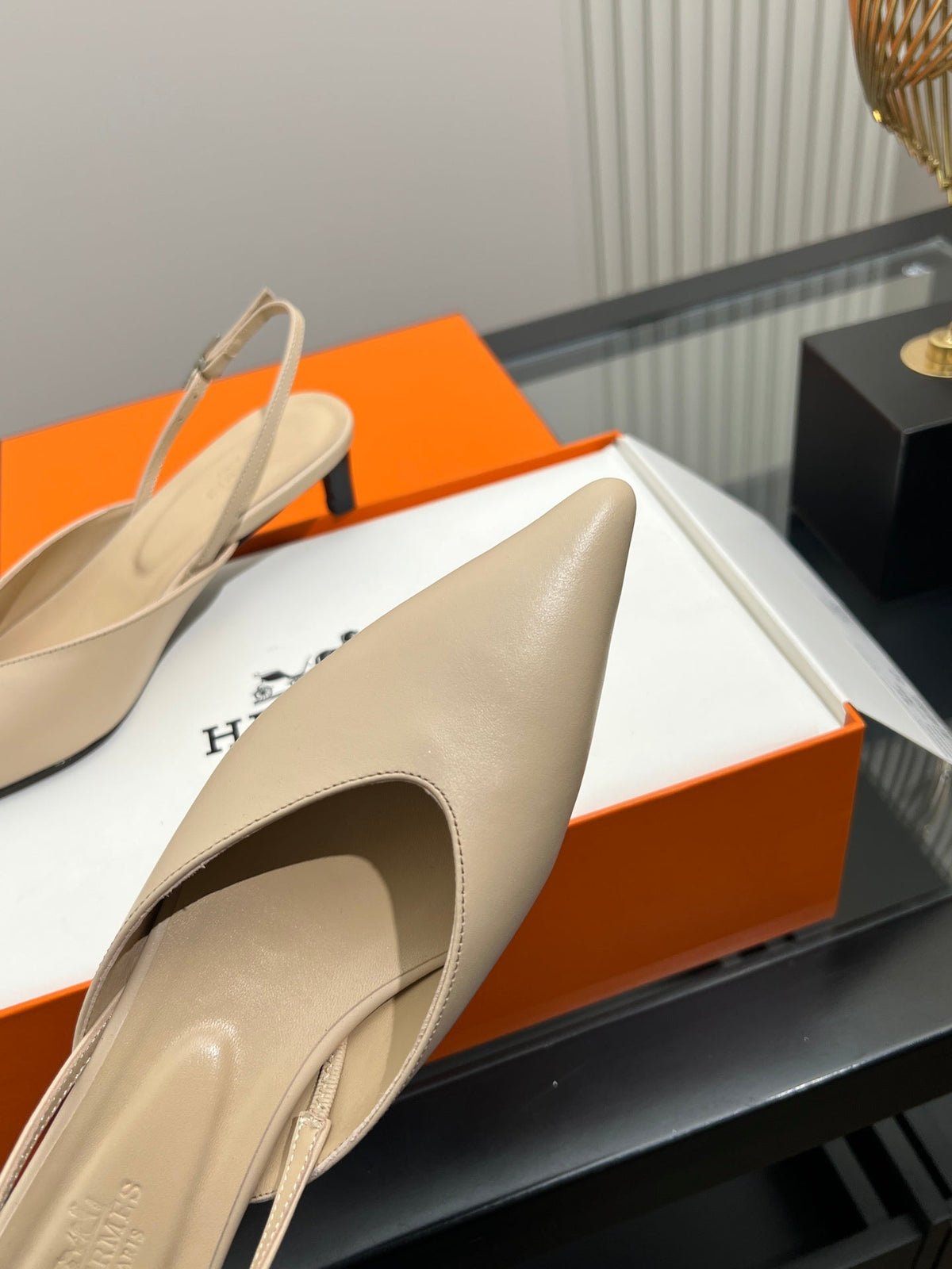 HM 26s Nicoletta Slingbacks 4cm Beige Leather 149128