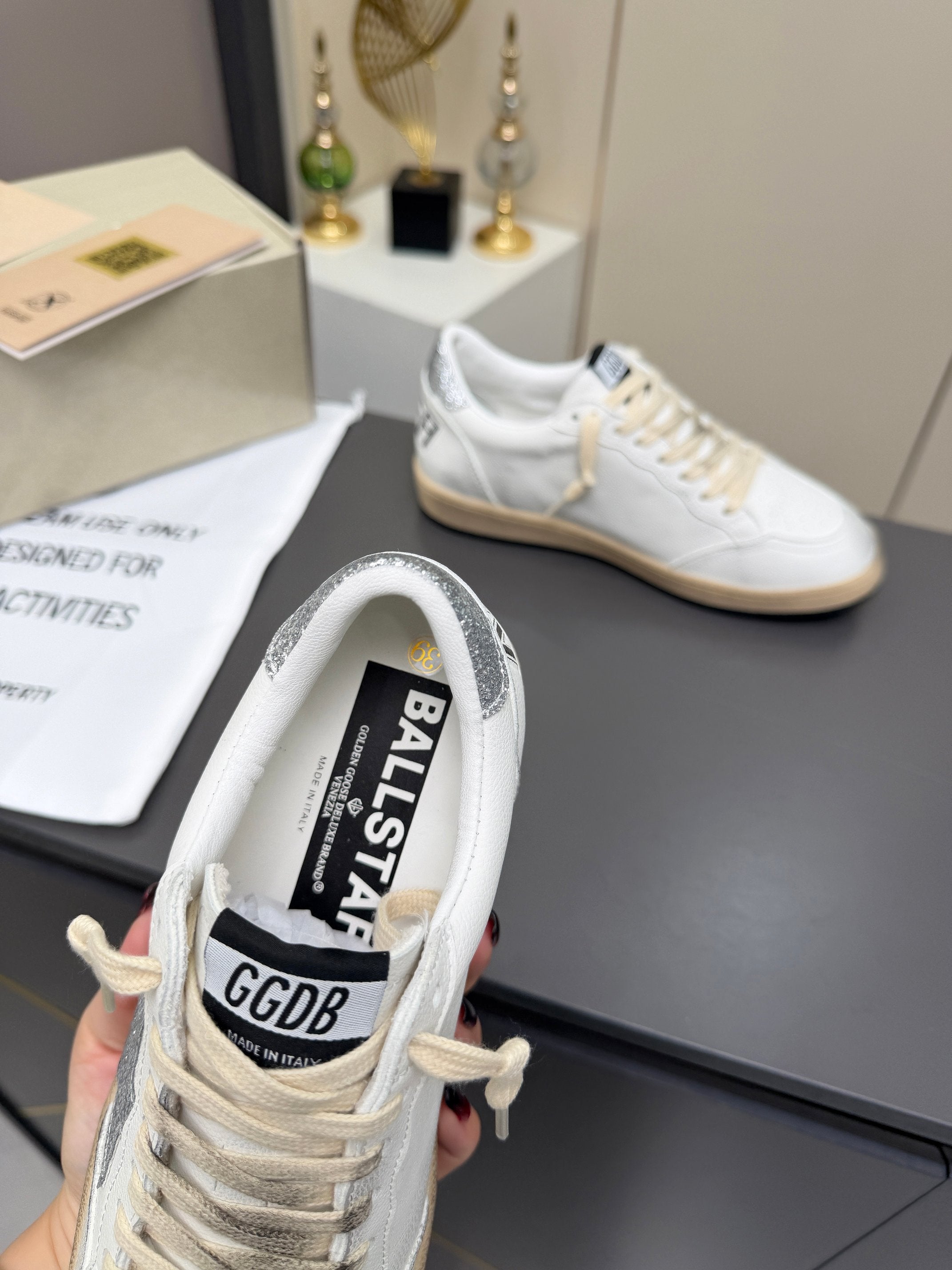 Golden Goose 26s Ball Star Sneakers White Sliver Leather 735905