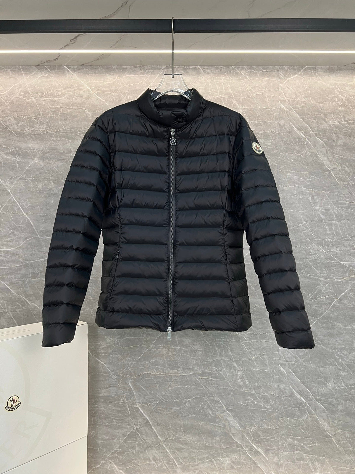 Moncler 26s Jacket Short Down Jacket Black Nylon 427792