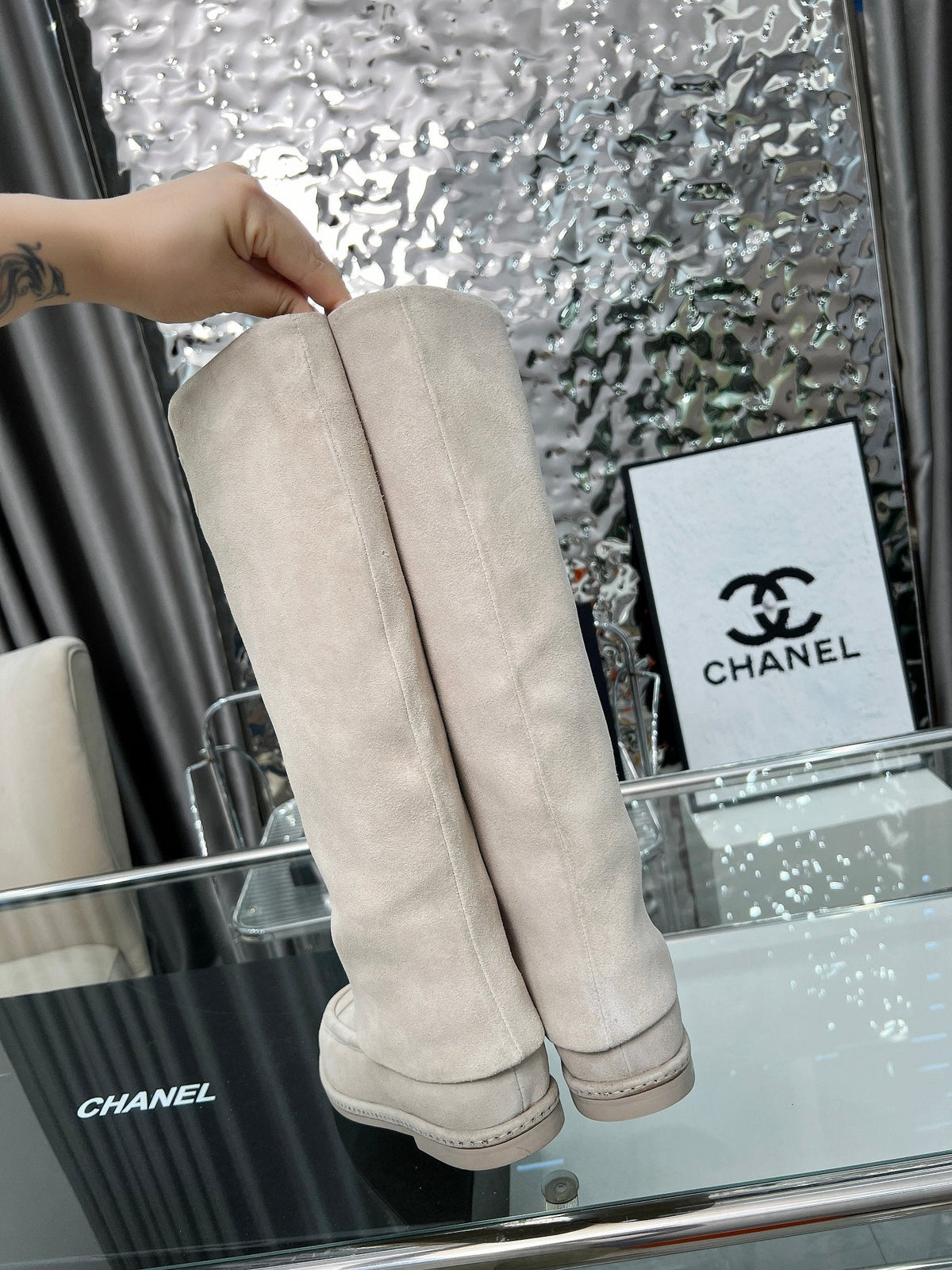 CC 26s High Boots Knee High Boots Light Beige Suede 120206