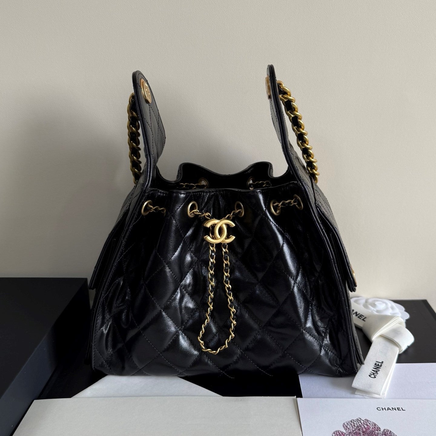 CC 25 Hobo Bag 26cm Black Glossy Leather GHW 282460