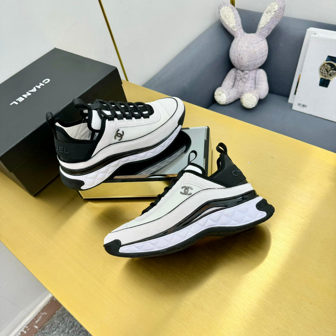 CC 26s Runner Sneakers White Black Fabric Suede 139954