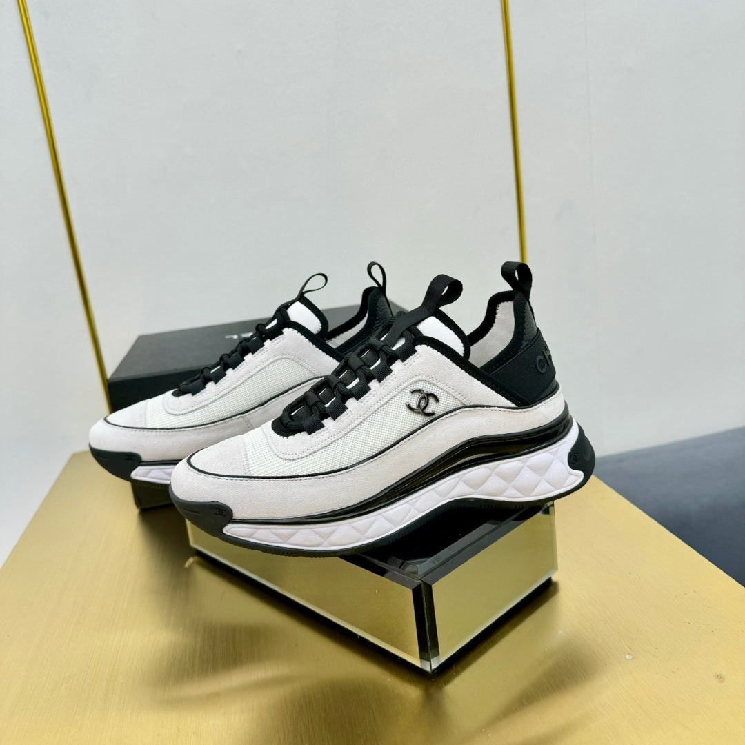 CC 26s Runner Sneakers White Black Fabric Suede 139954