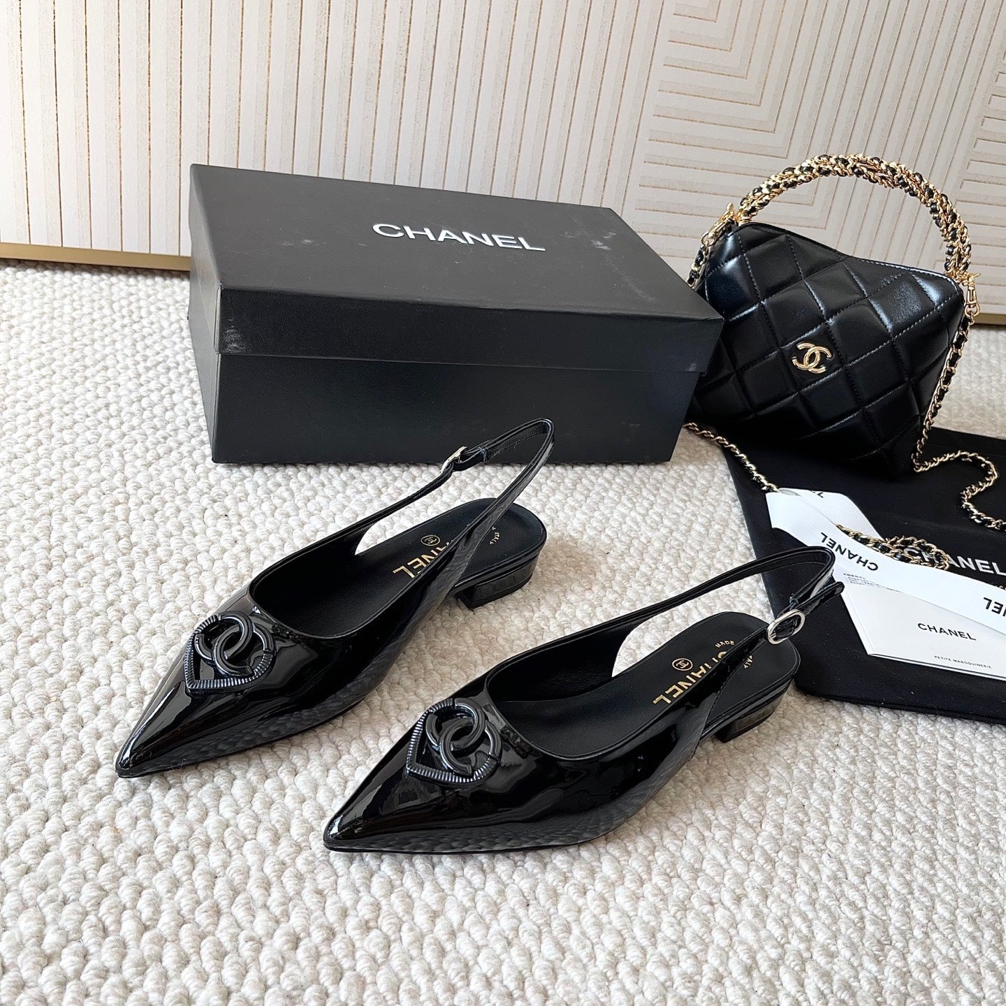 CC 26s Pointed-Toe Flats Slingback Black Patent Leather 787143