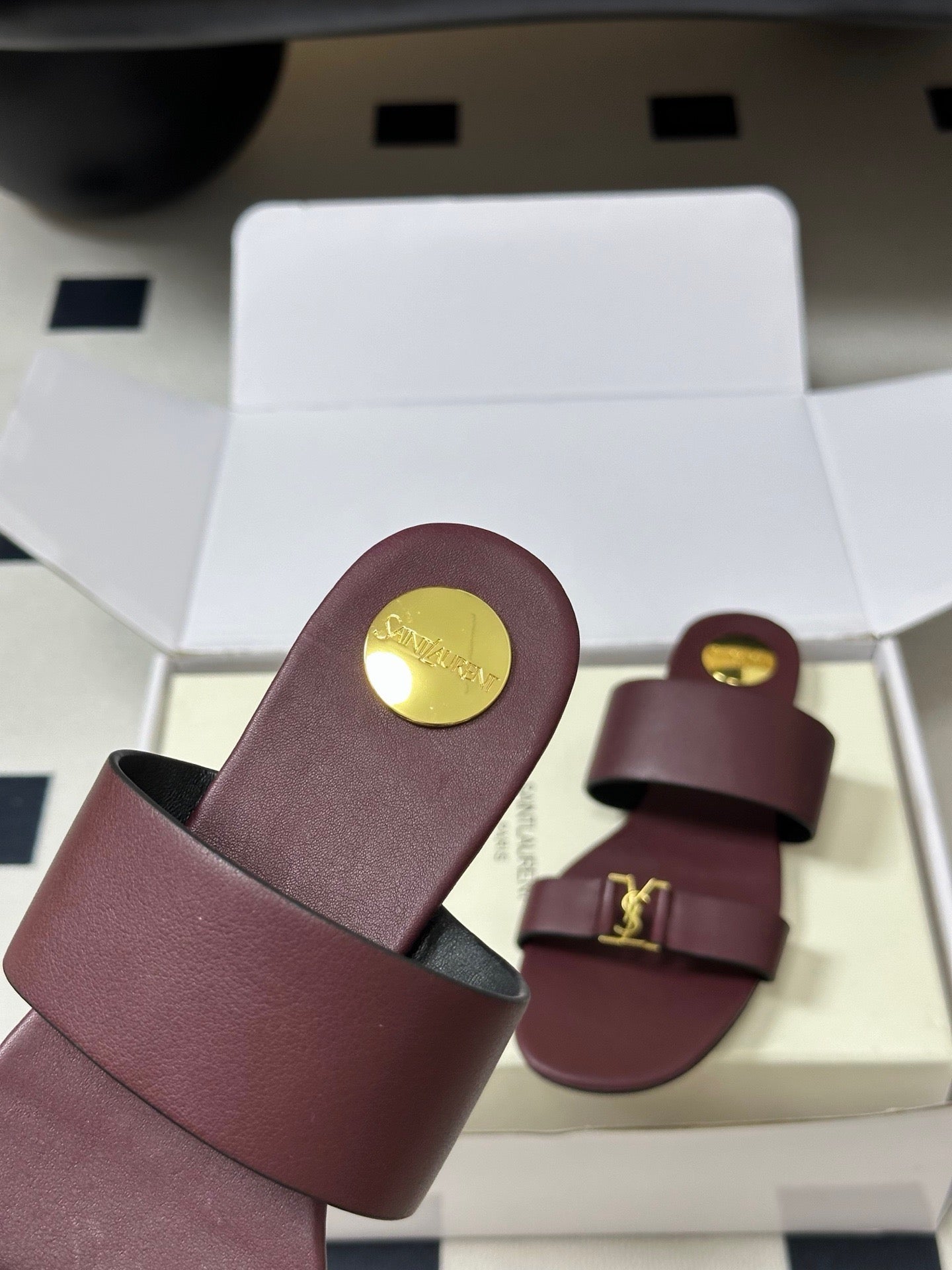 YSL Babylone Slides Burgundy Smooth Leather 787573