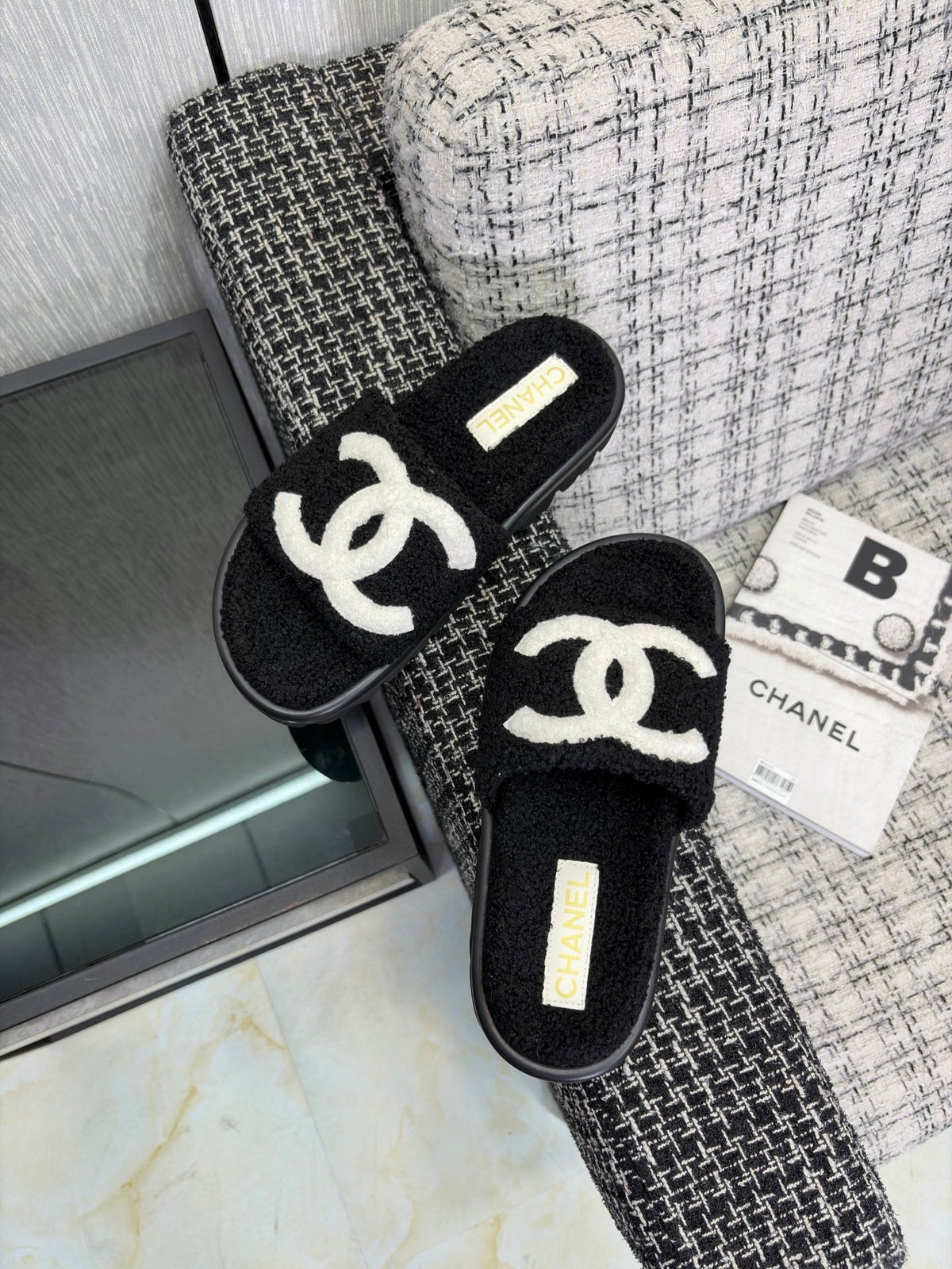 CC 26s Shearling Slide Flat Mules Black White Wool 128101