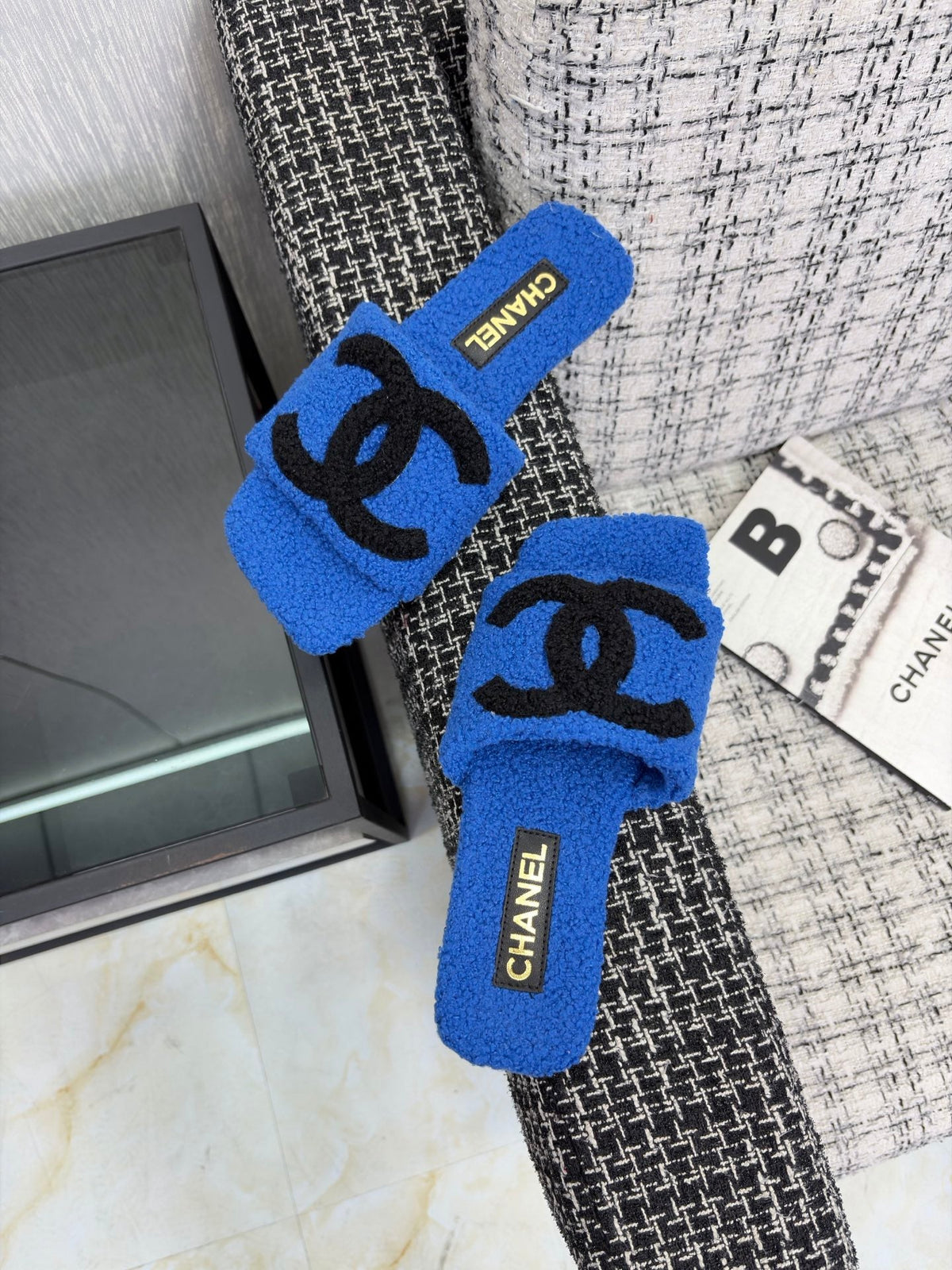 CC 26s Shearling Square Toe Sandals Blue Black Wool 128086