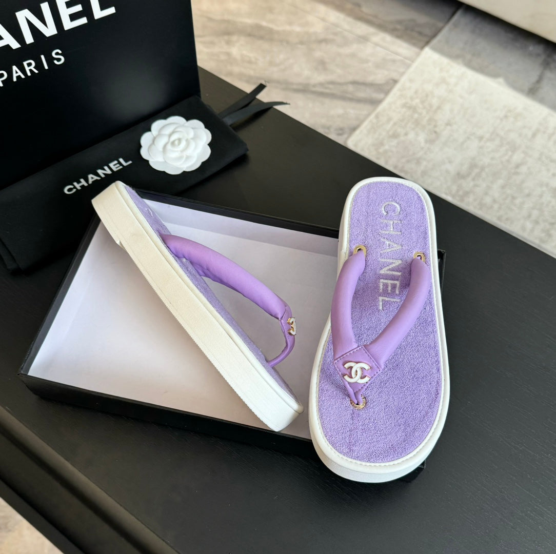 CC 26s Thick-soled Flip-Flops Lavender Purple Lambskin