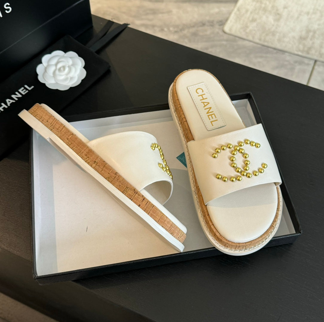 CC 25C Slippers White Sheepskin 213107