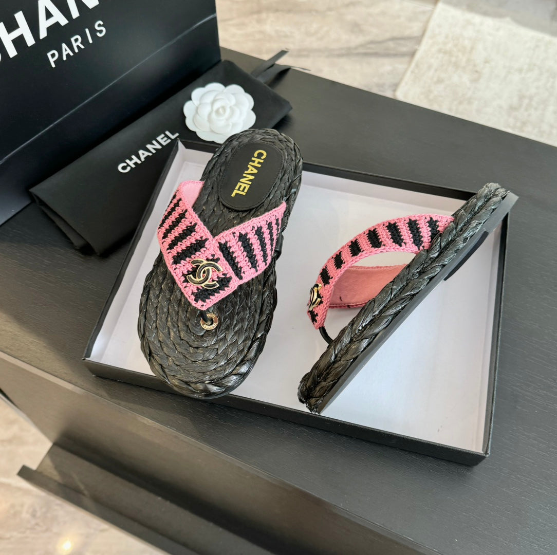 CC 26s Double C Hottest Flip-Flops Black Pink Knit