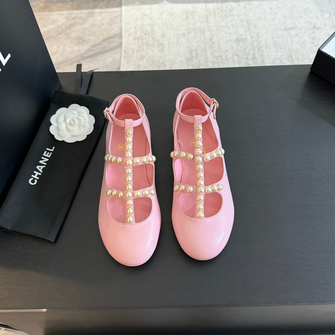 MARY JANES SHOES LIGHT PINK GOATSKIN WITH FAUX PEARL