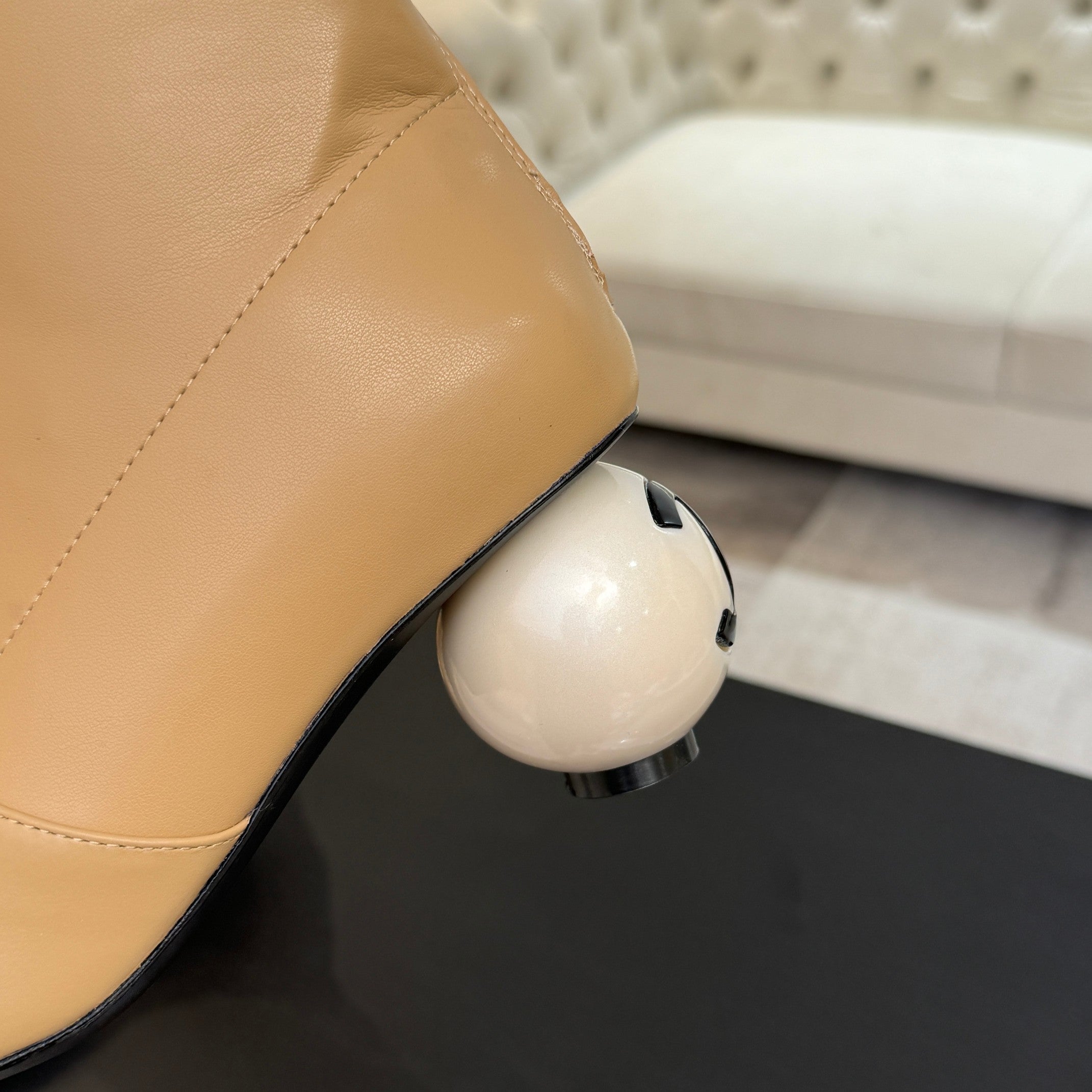 CC 25A Double C Giant Pearl Heel Boots 50mm Black Beige Cowhide 454947