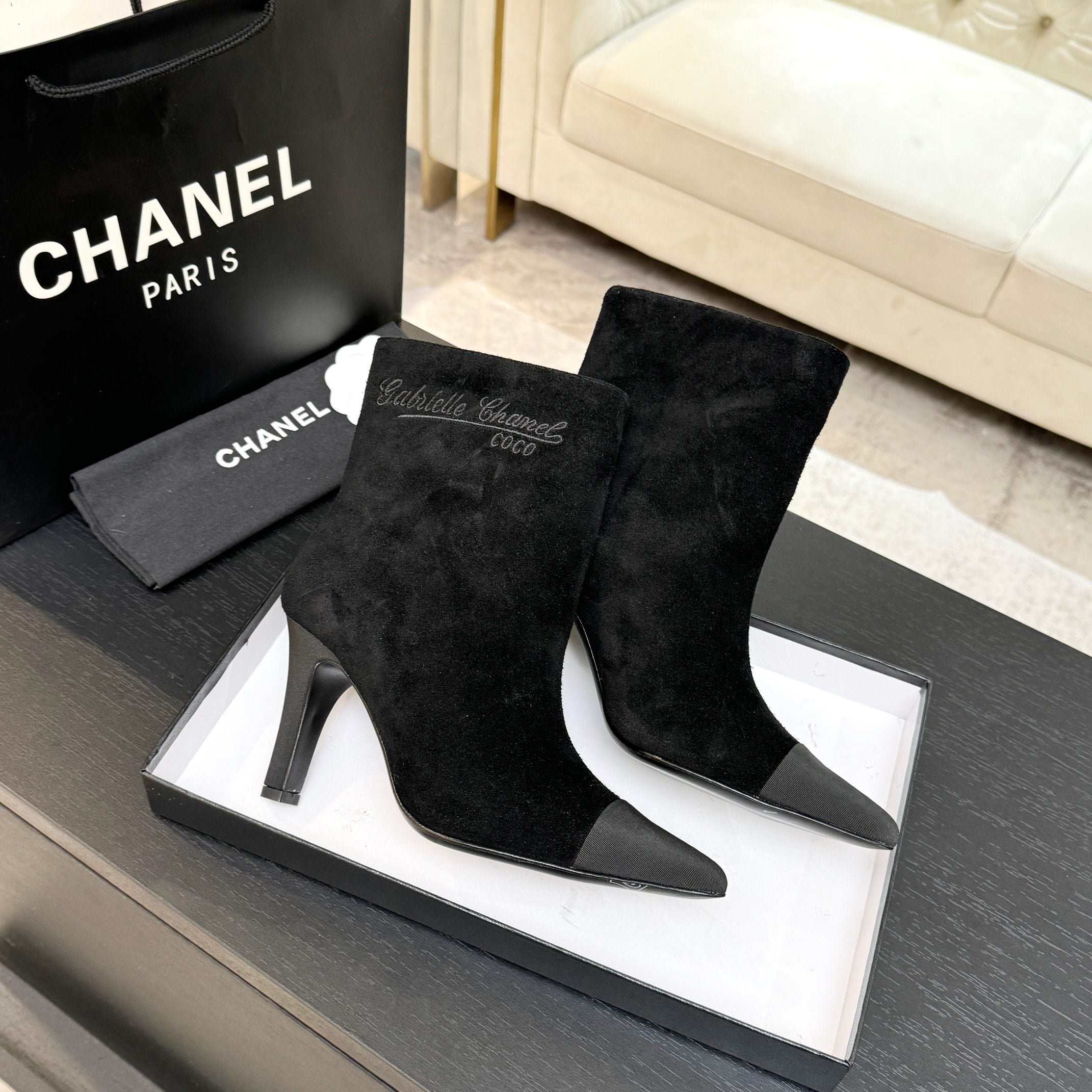 CC Gabrielle Chanel Ankle Boots 8.5cm Black Suede Black Fabric