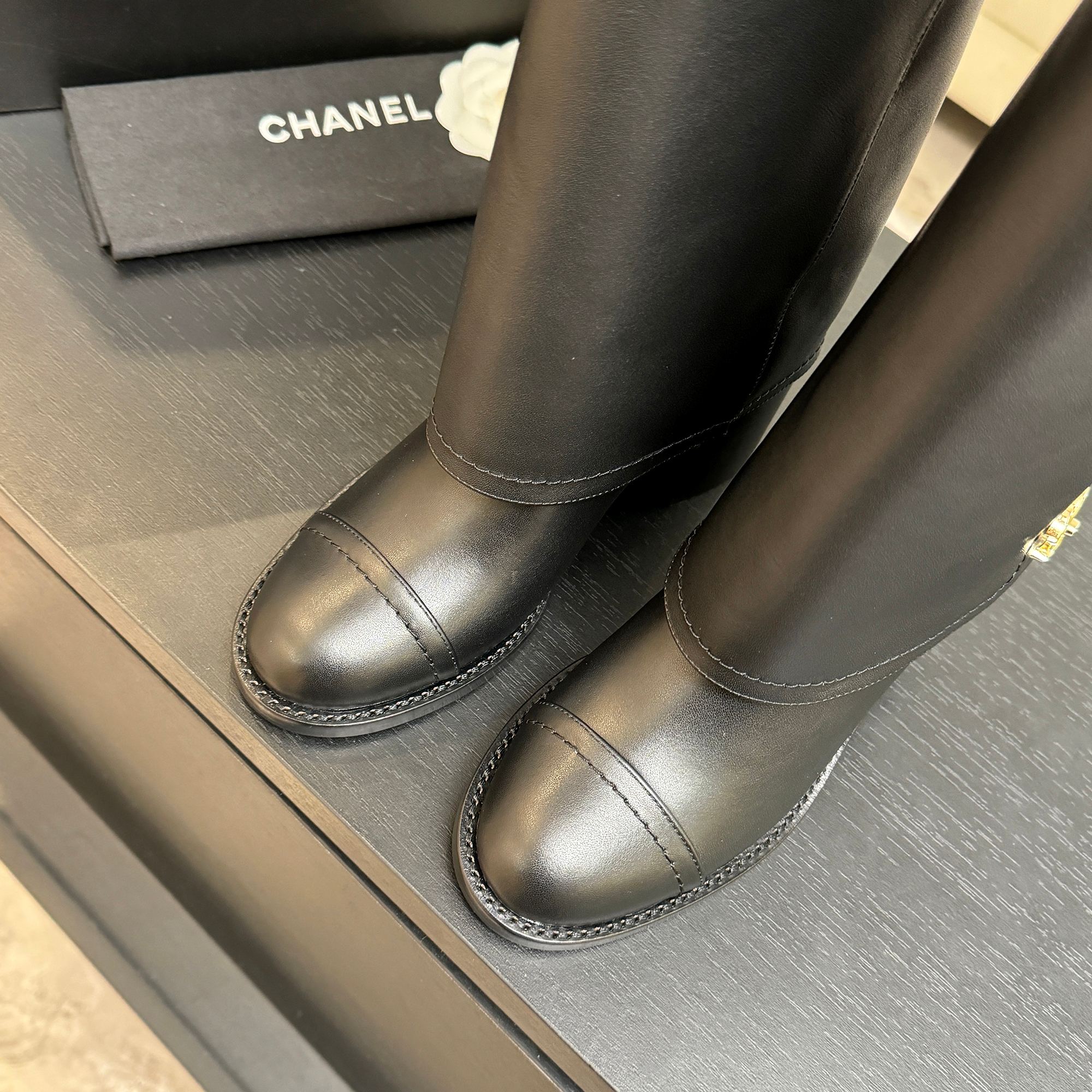 CC 26s Chunky Heel Trouser Boots Black Sheepskin 673036