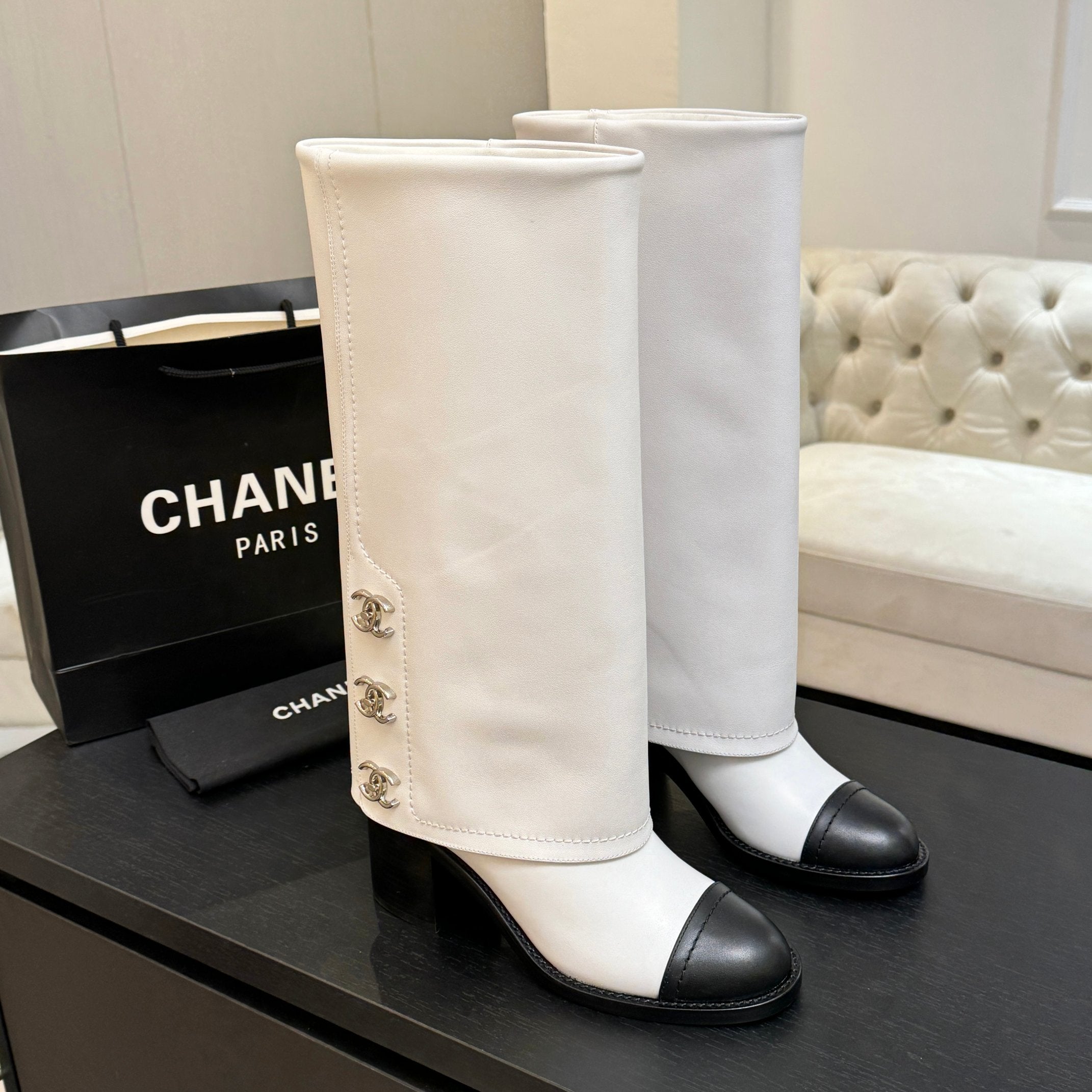 CC 26s Chunky Heel Trouser Boots Black White Sheepskin 673038