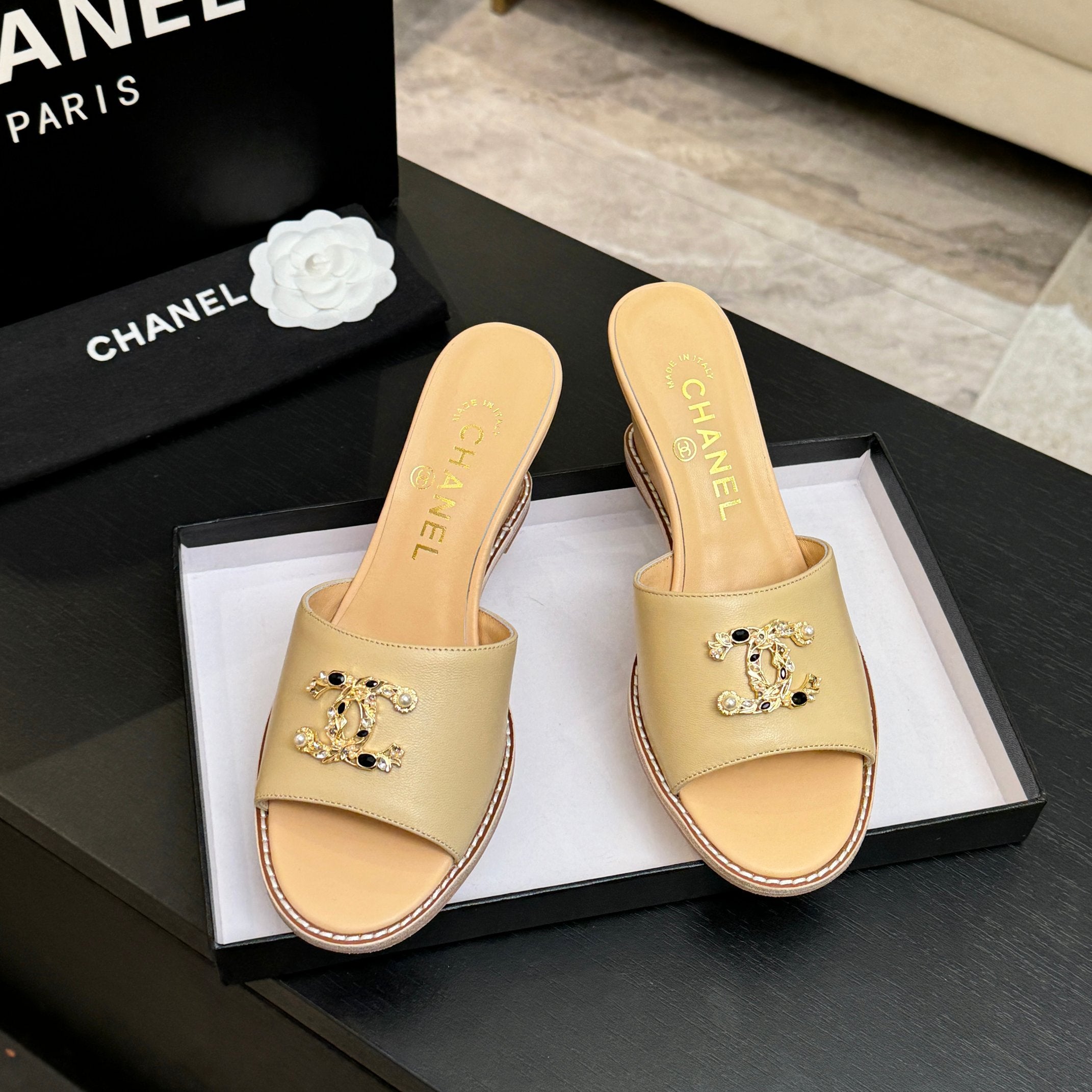 CC 26C Wedge Sandals Beige Lambskin 672974