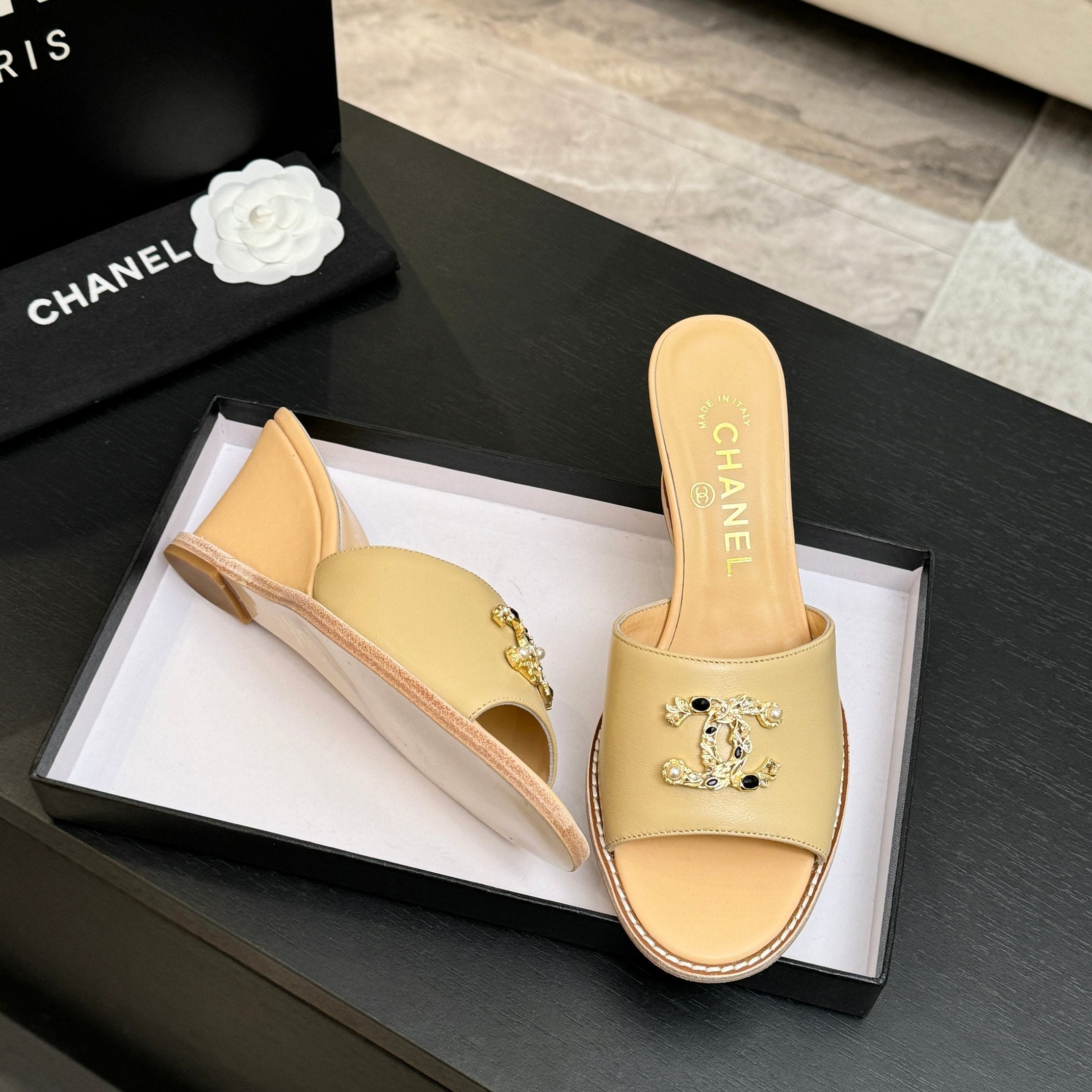 CC 26C Wedge Sandals Beige Lambskin 672974