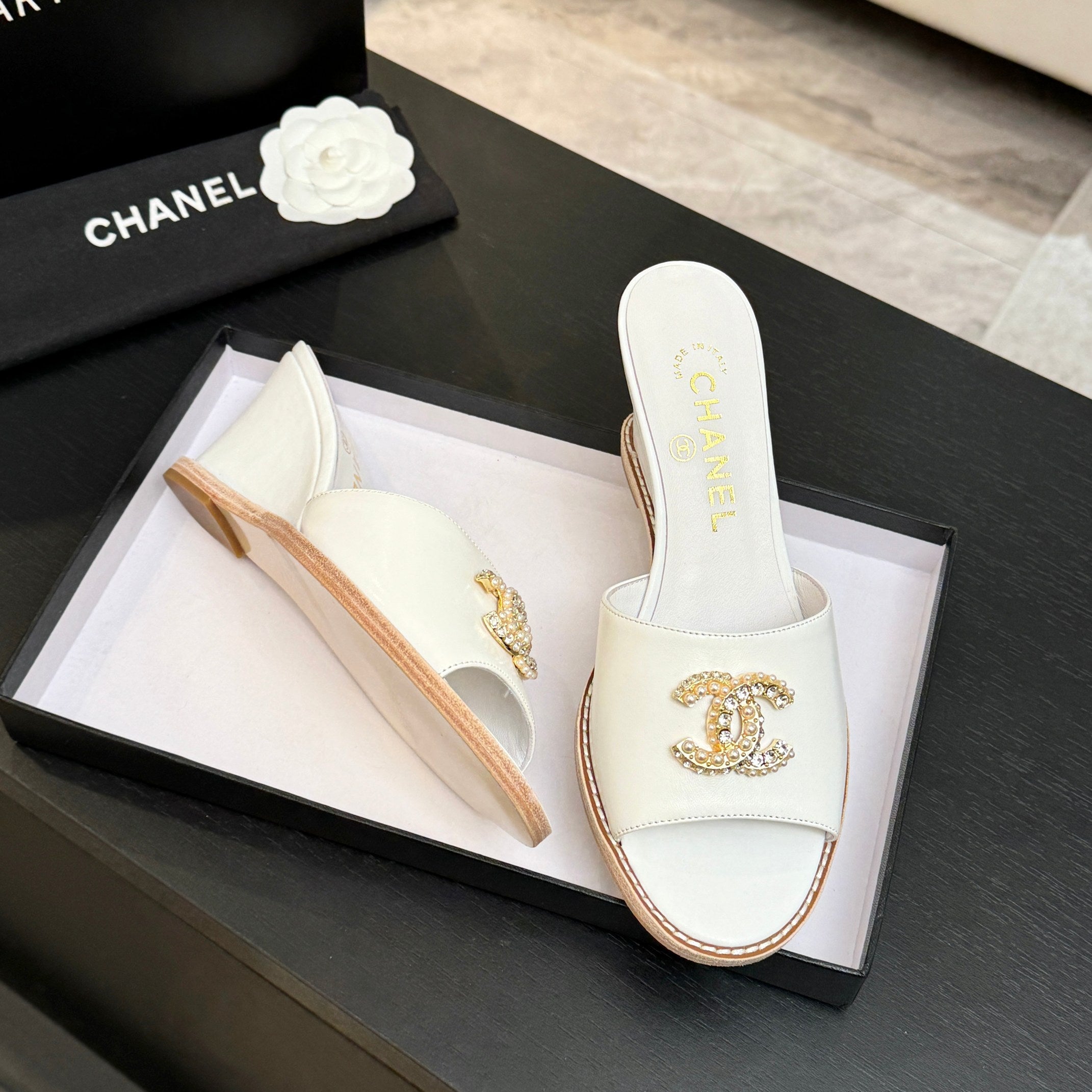 CC 26C Wedge Sandals White Gold Lambskin 672980