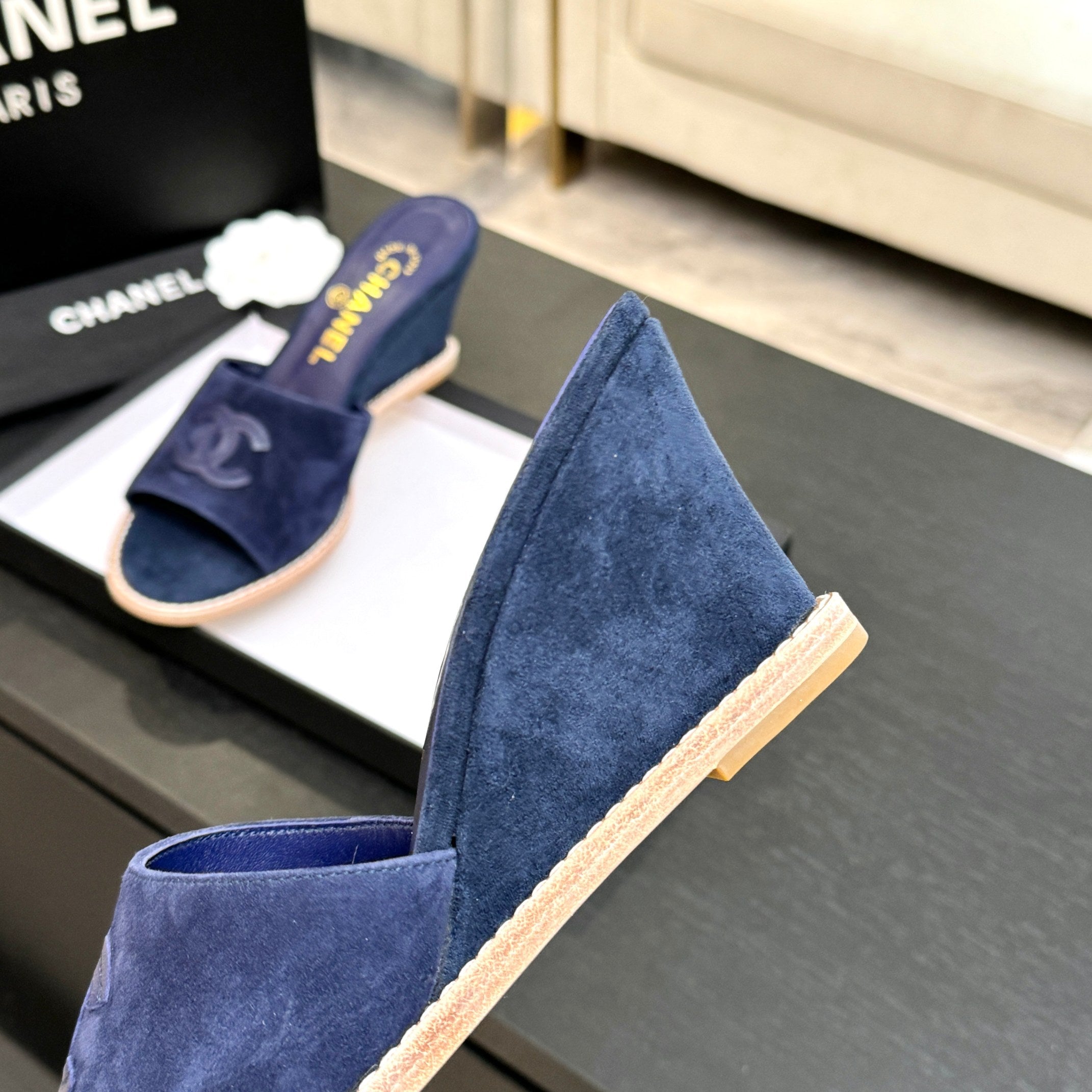 CC 26C Wedge Sandals Dark Blue Suede 672984