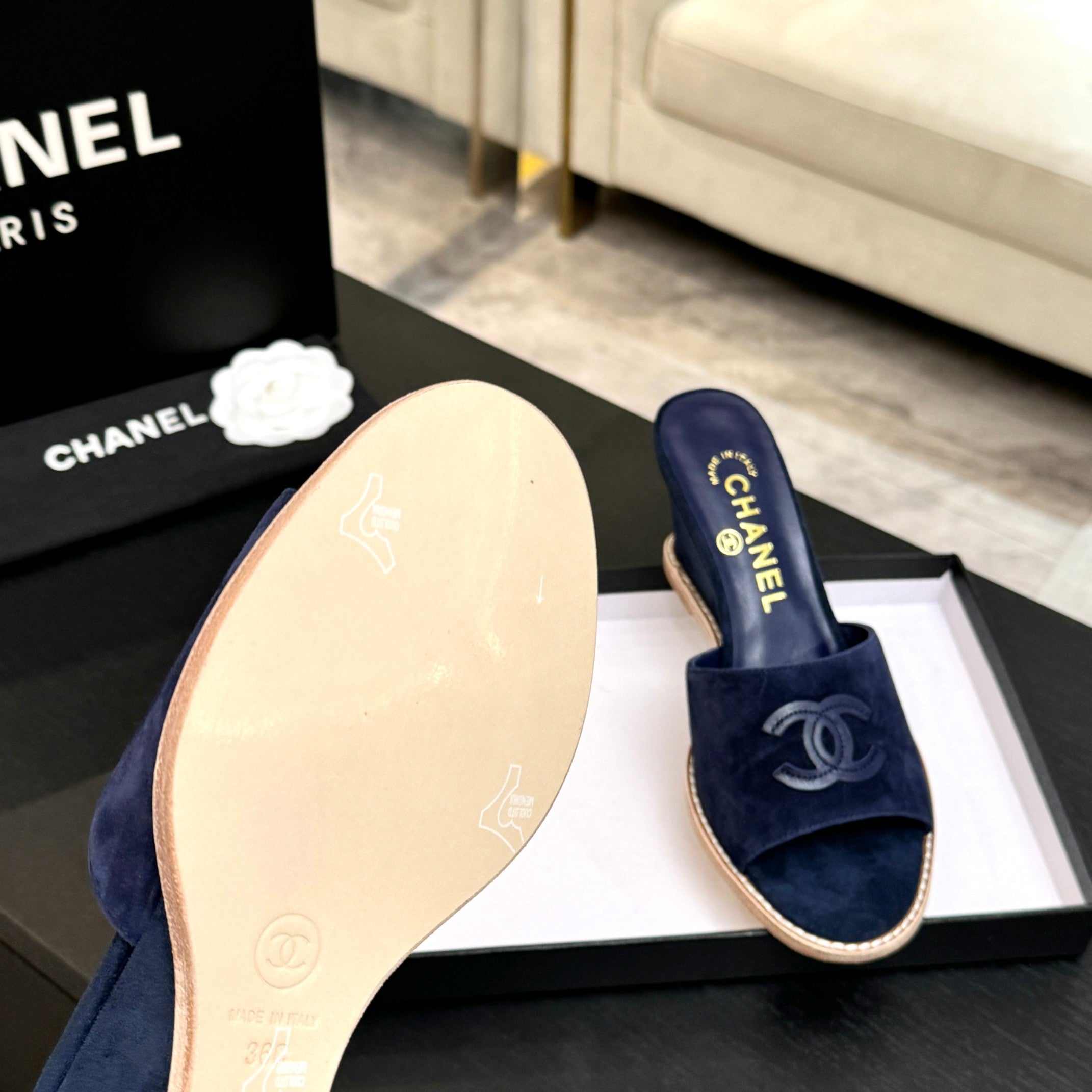 CC 26C Wedge Sandals Dark Blue Suede 672984