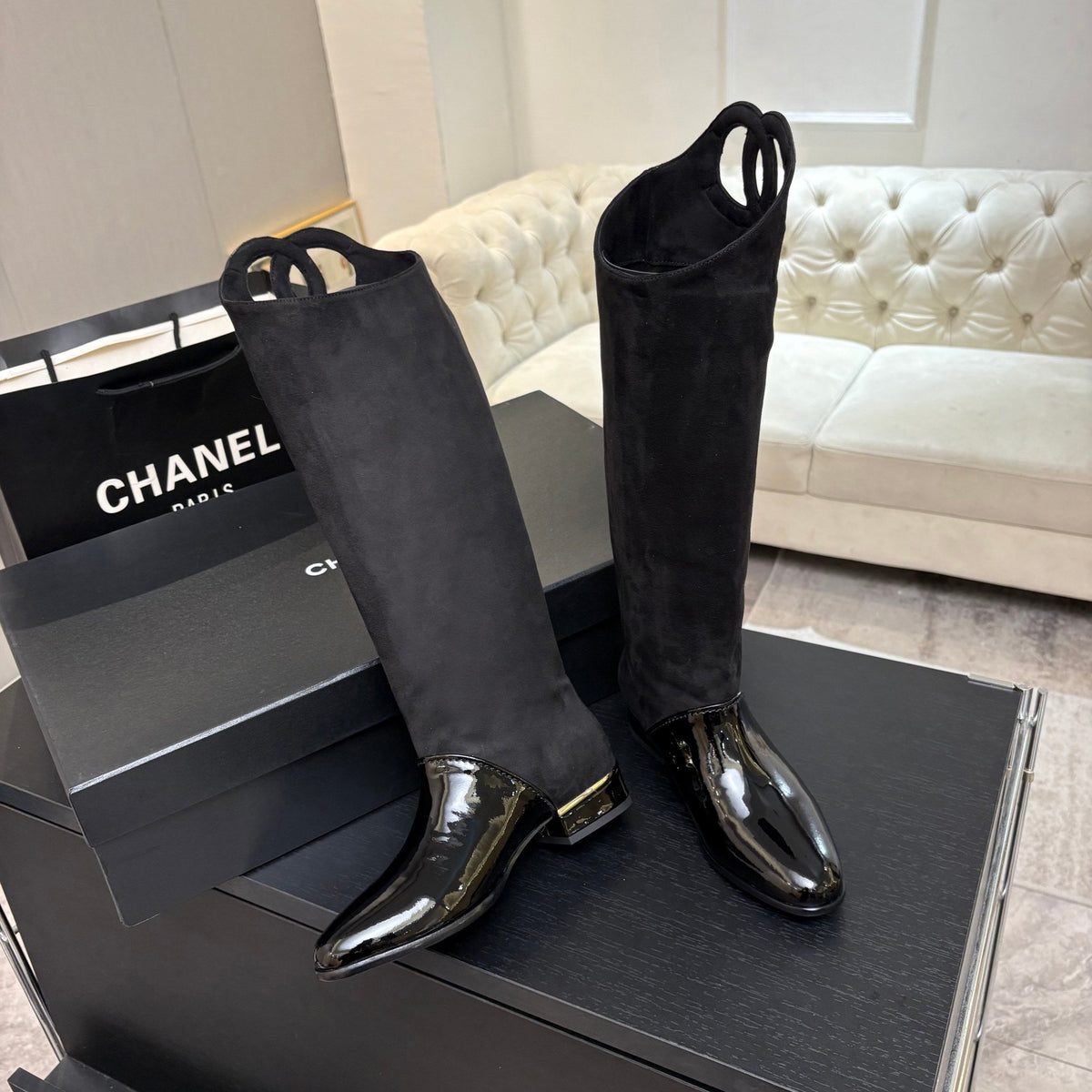 CC 26s Knee-High Riding Boots Black Patent Suede 106813