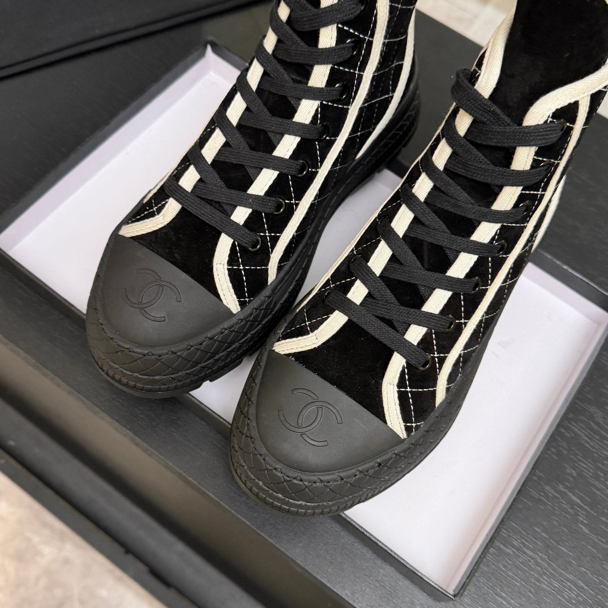 CC 26s High-Top Trainer Sneakers Black Velvet 106818