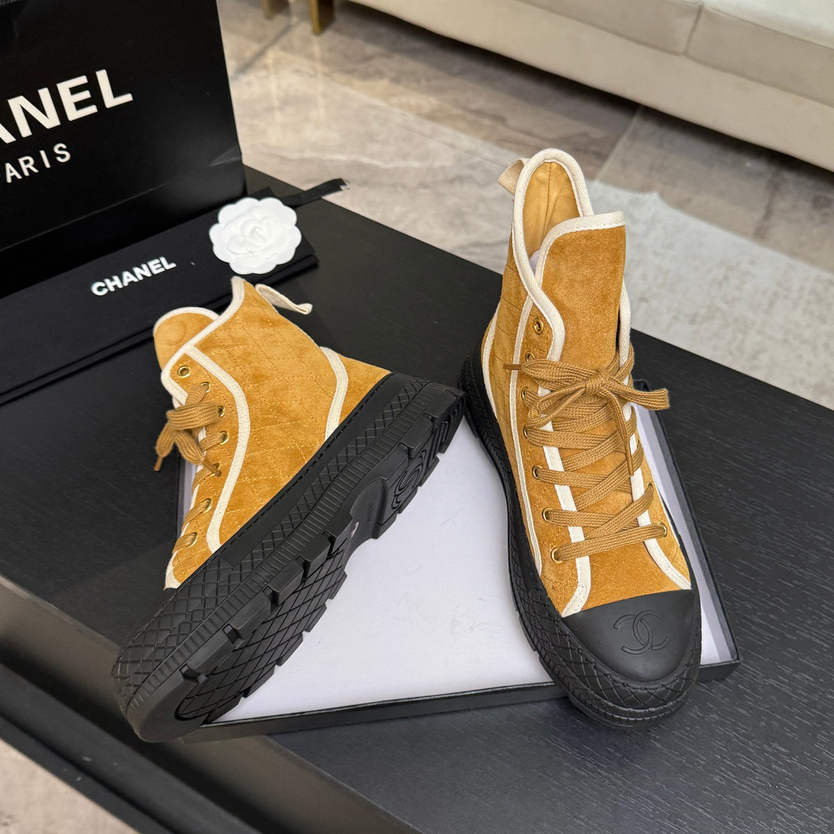 CC 26s High-Top Trainer Sneakers Yellow Suede Leather 106820