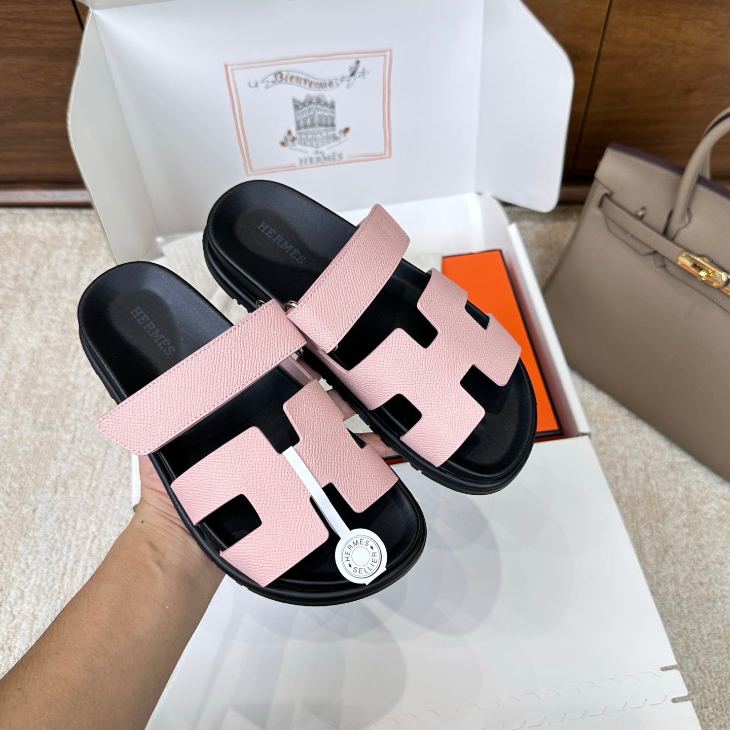 HM Chypre Sandal Black Light Pink Espom Leather 862390