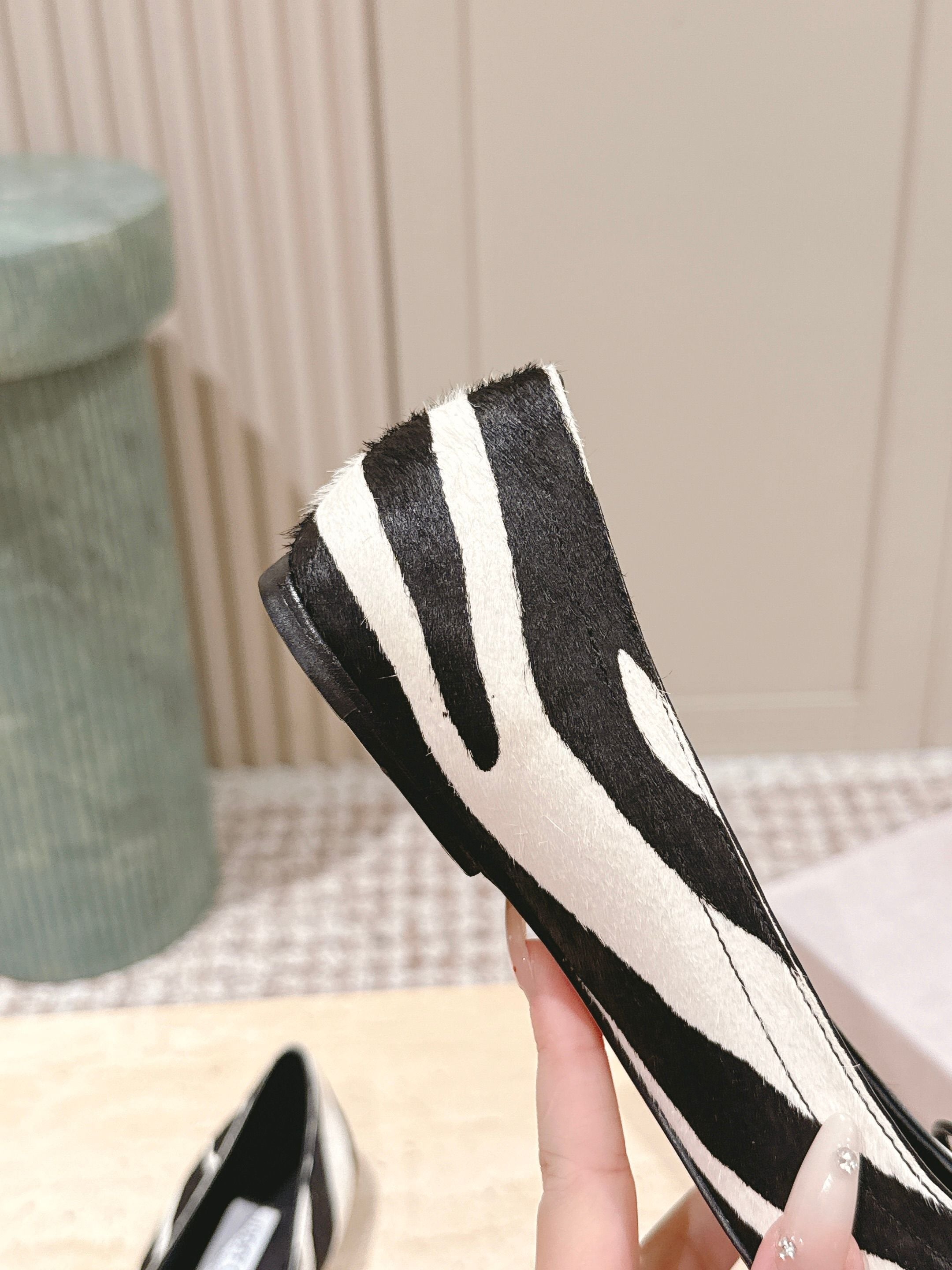 Jimmy 25s Ballet Flats 10mm Black White Zebra Hair & Sheepskin 431866