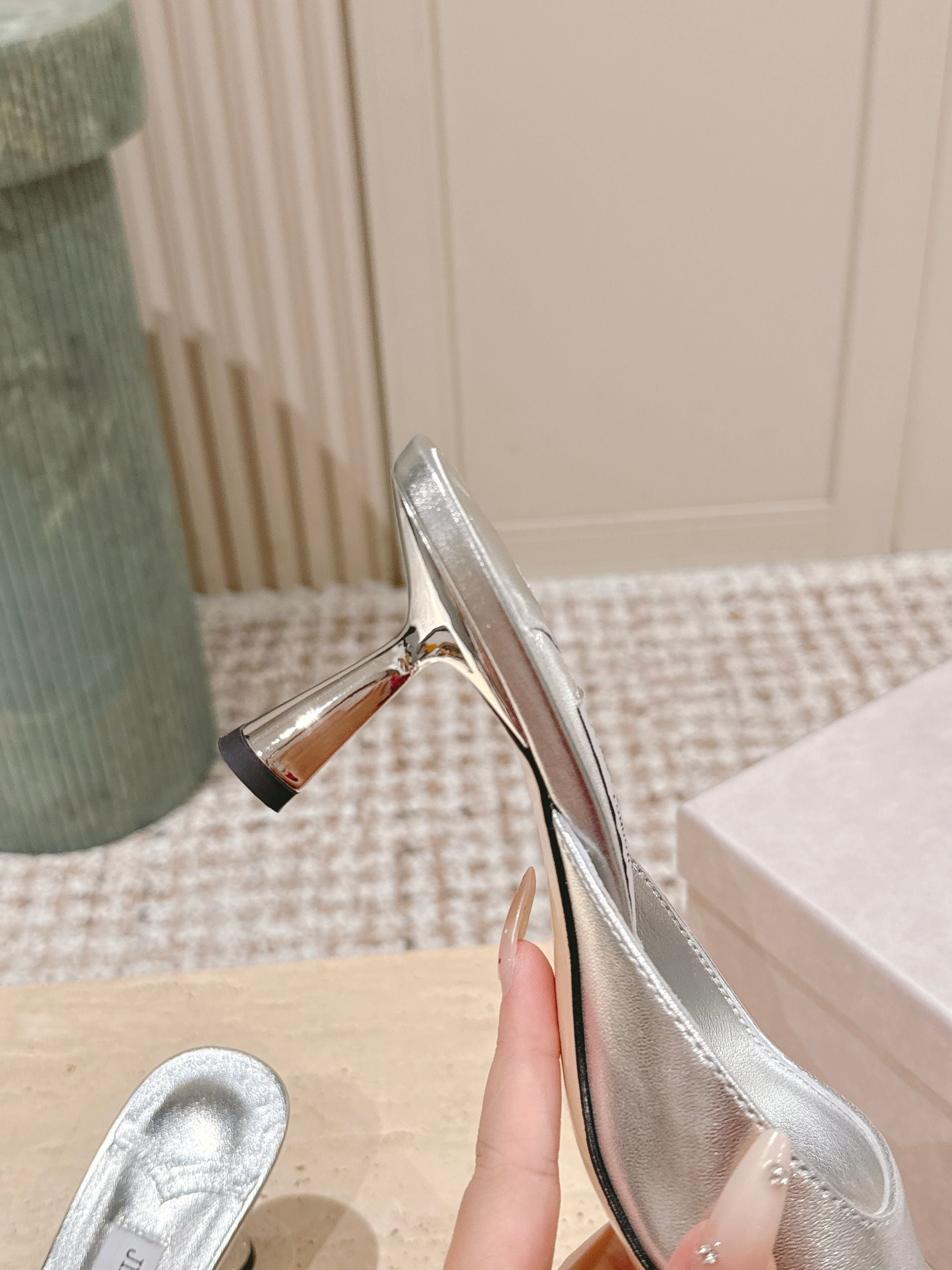 Jimmy 25s Skye Satin Mules 70mm Sliver Leather 431869