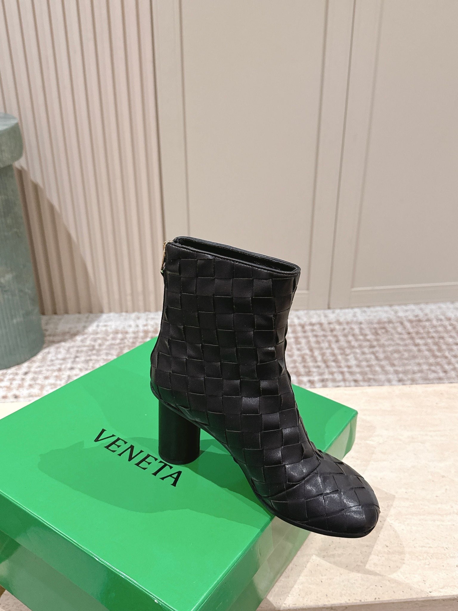 BV 26s Boots 8.5cm Dark Brown Intrecciato Lambskin