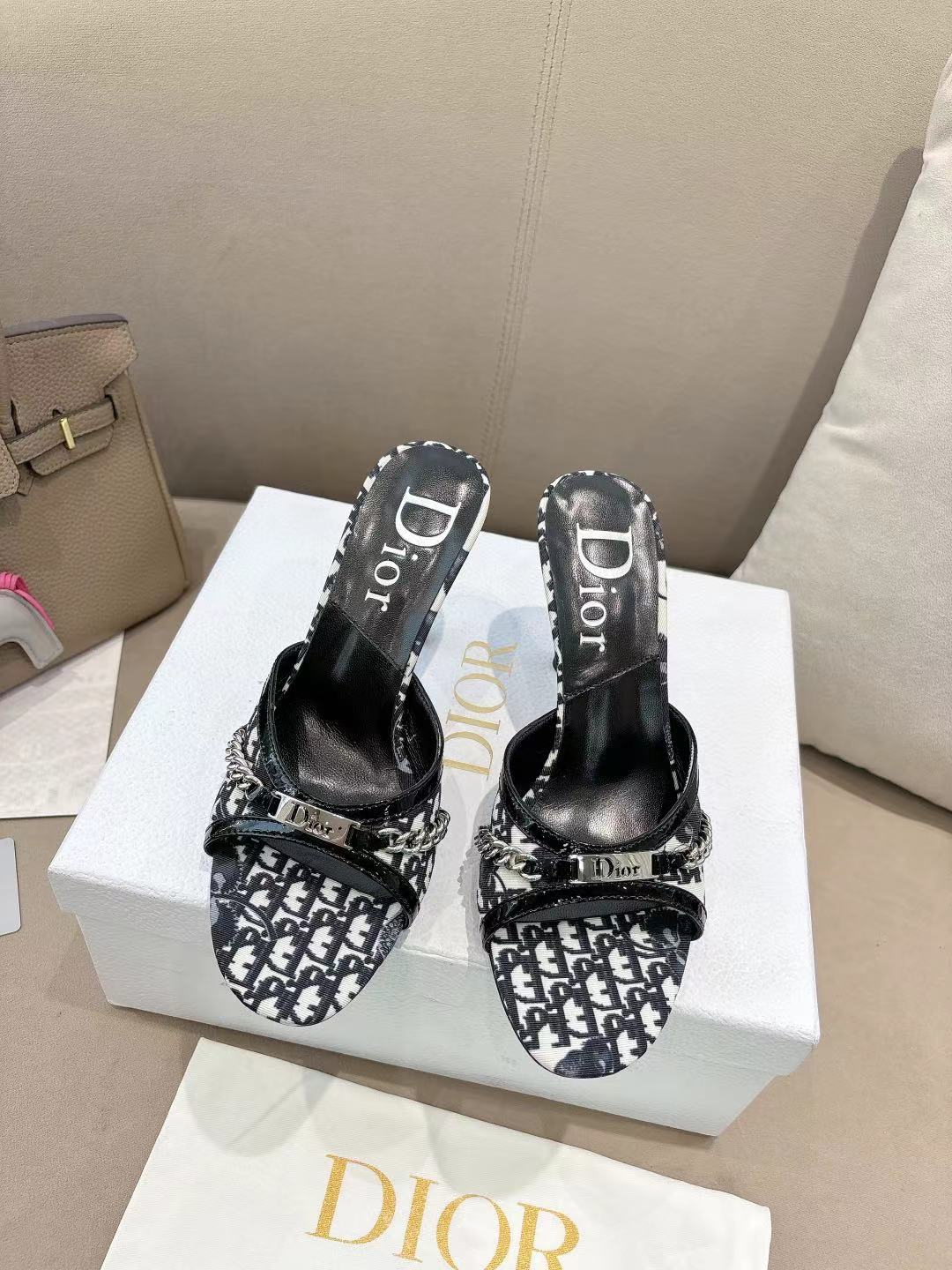 CD 26s Open Toe Mules 8.5cm White Black Oblique Canvas Chain Leather 116940
