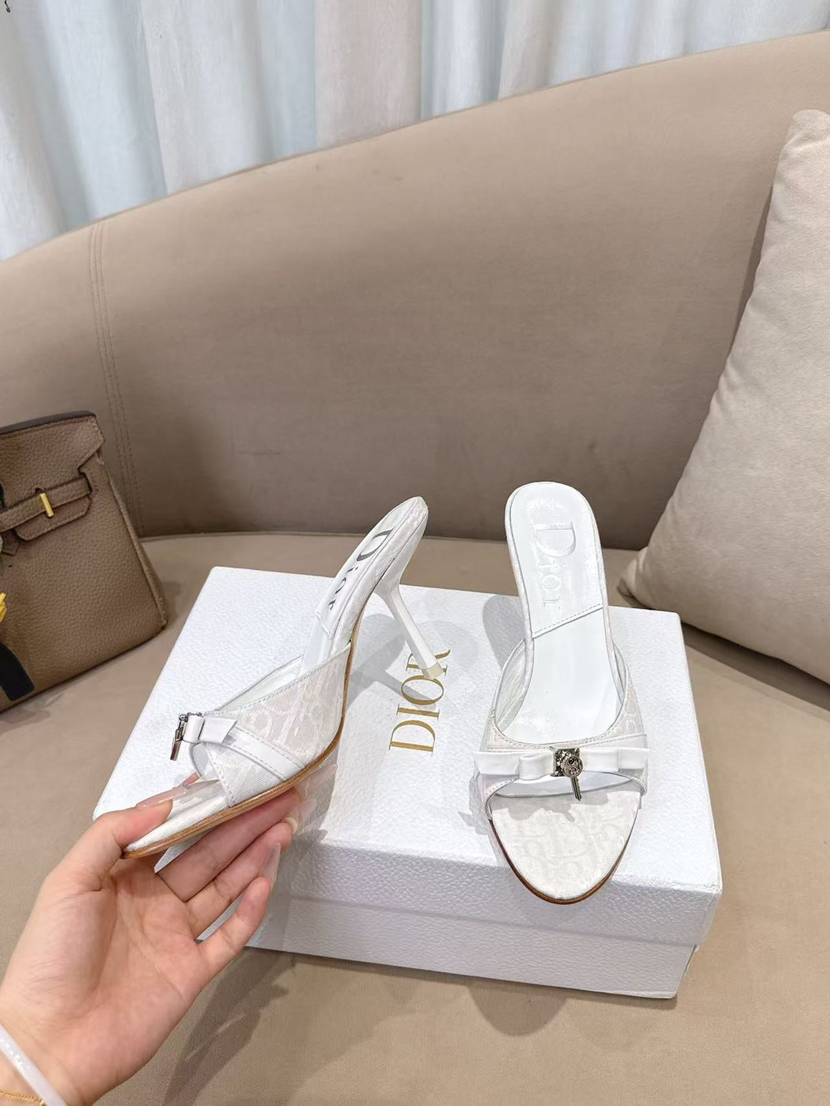CD 26s Open Toe Mules 8.5cm White Oblique Canvas Leather 116947