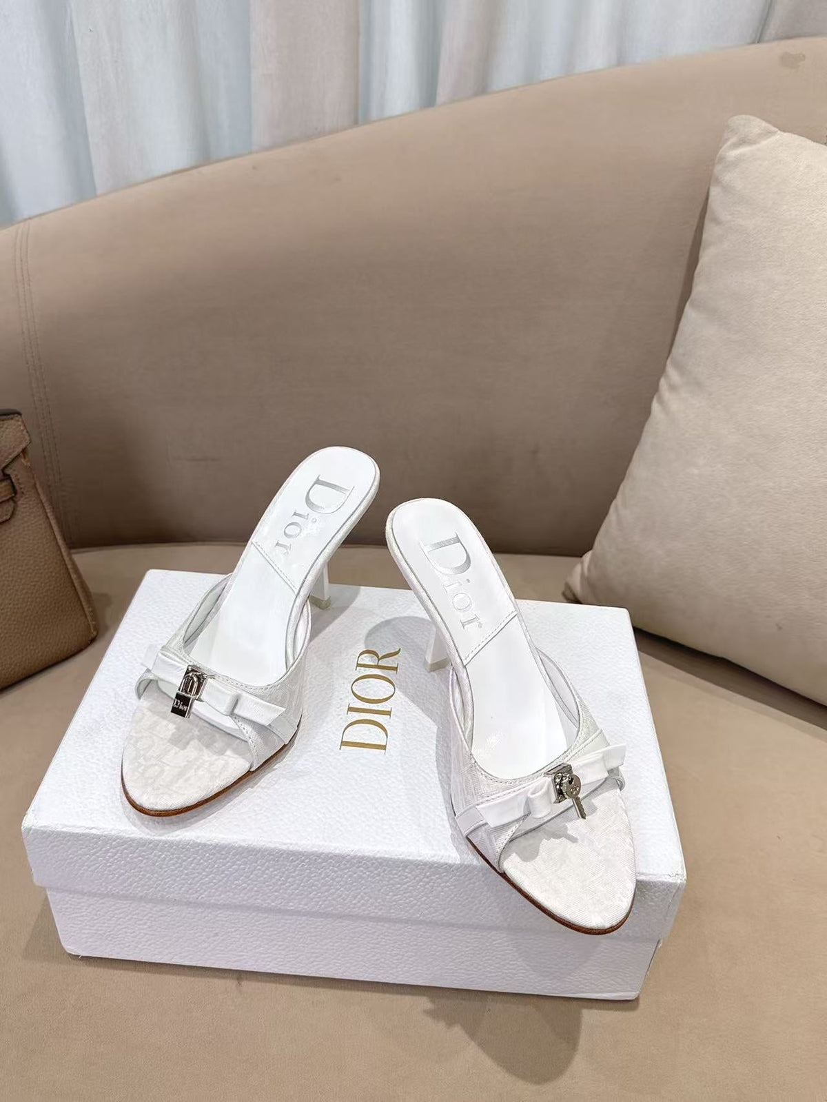 CD 26s Open Toe Mules 8.5cm White Oblique Canvas Leather 116947