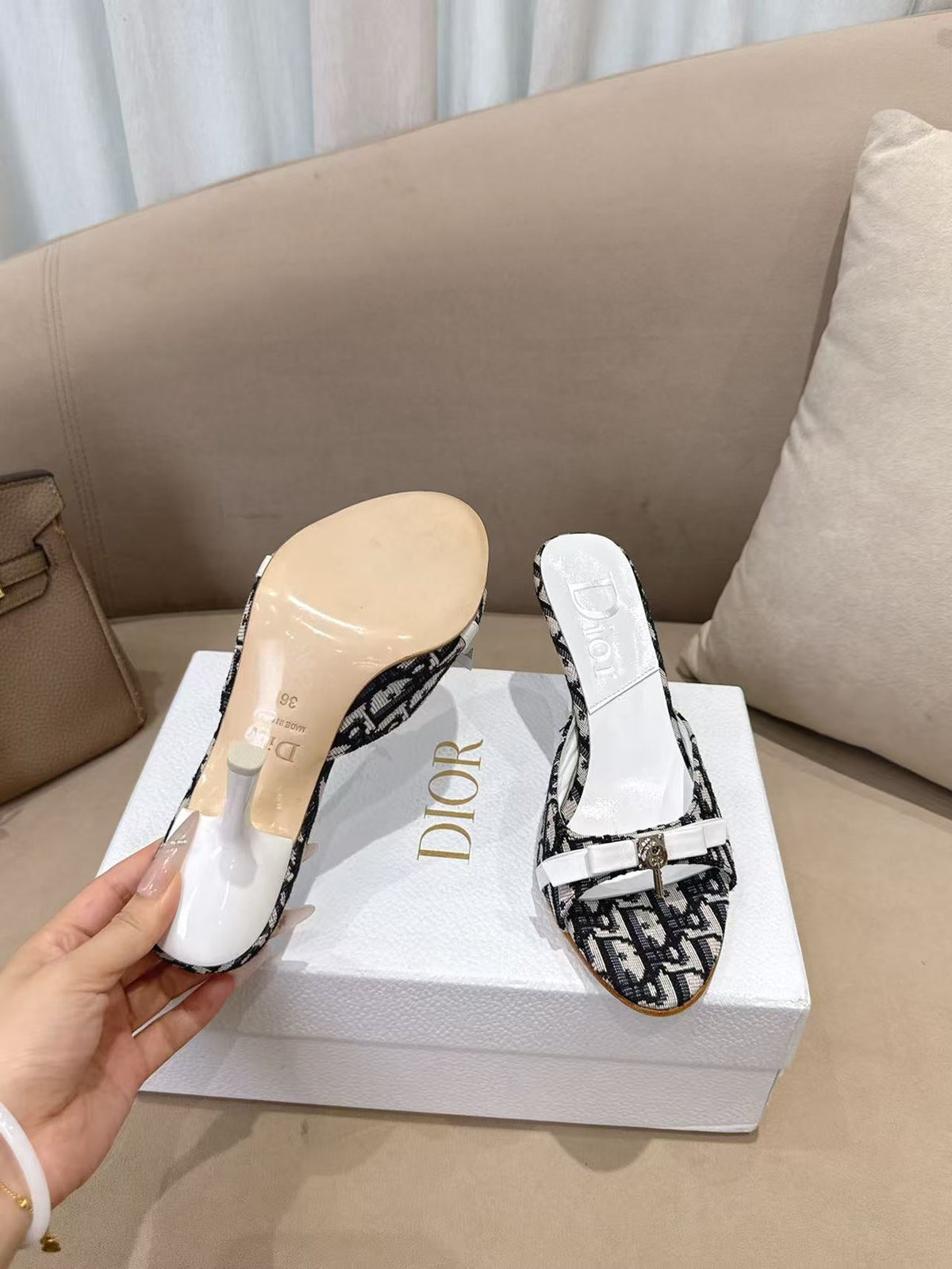 CD 26s Open Toe Mules 8.5cm White Black Oblique Canvas Leather 116948