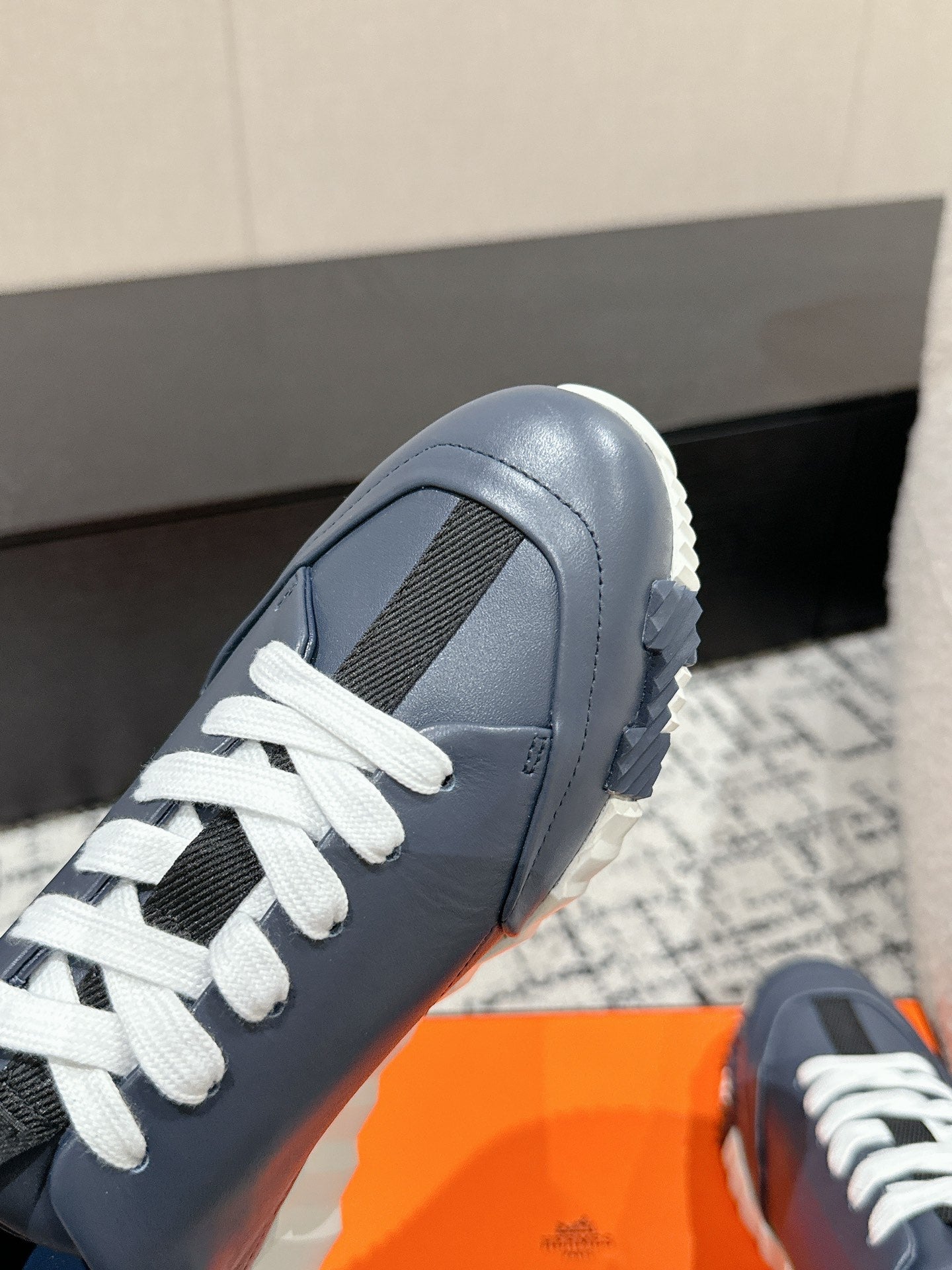 HM Jump Sneaker In Charcoal Blue Cowhide 985309