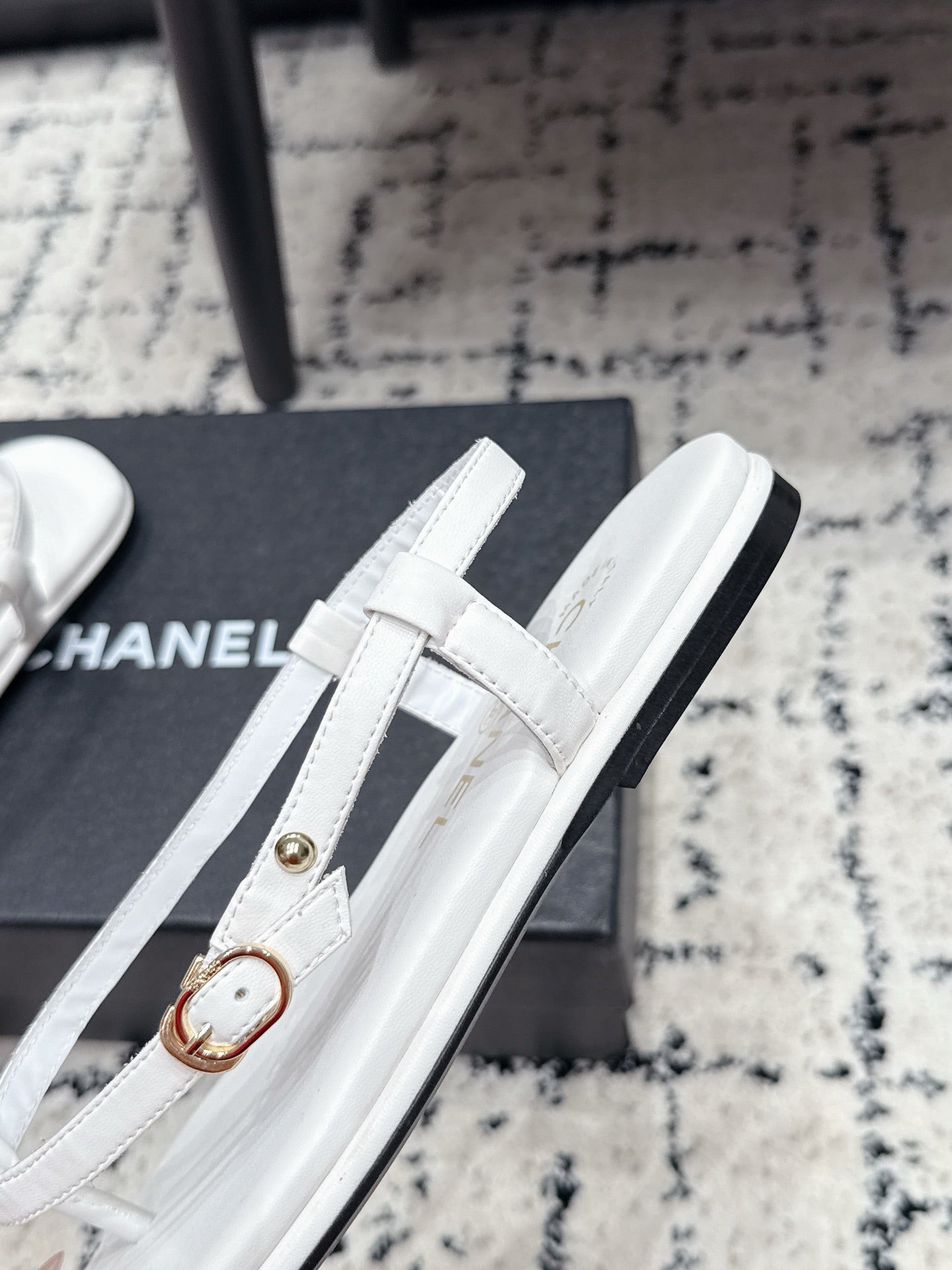 Chanel 26S Thong Sandals In White Calfskin With Gold Hardware