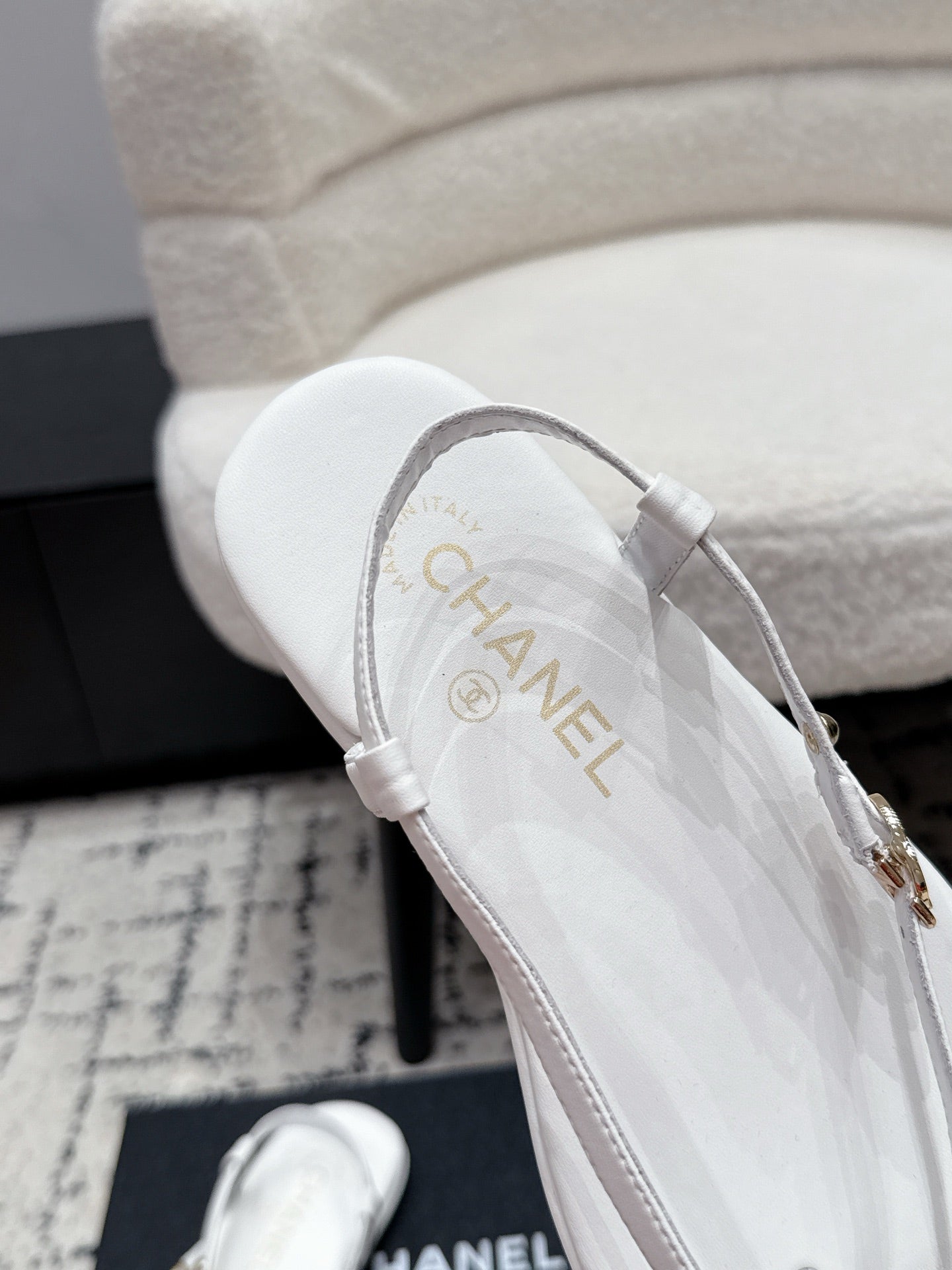 Chanel 26S Thong Sandals In White Calfskin With Gold Hardware