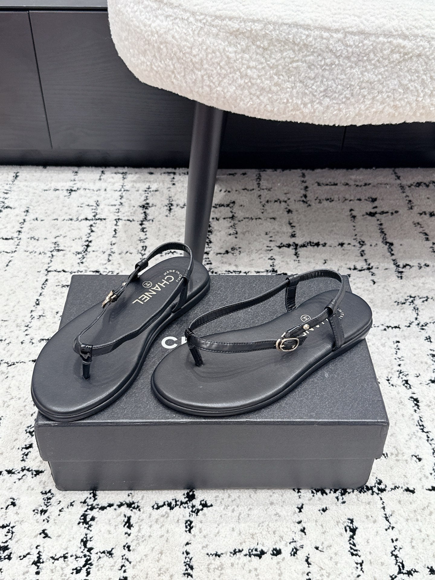 Chanel 26S Thong Sandals In Black Calfskin With Gold Hardware