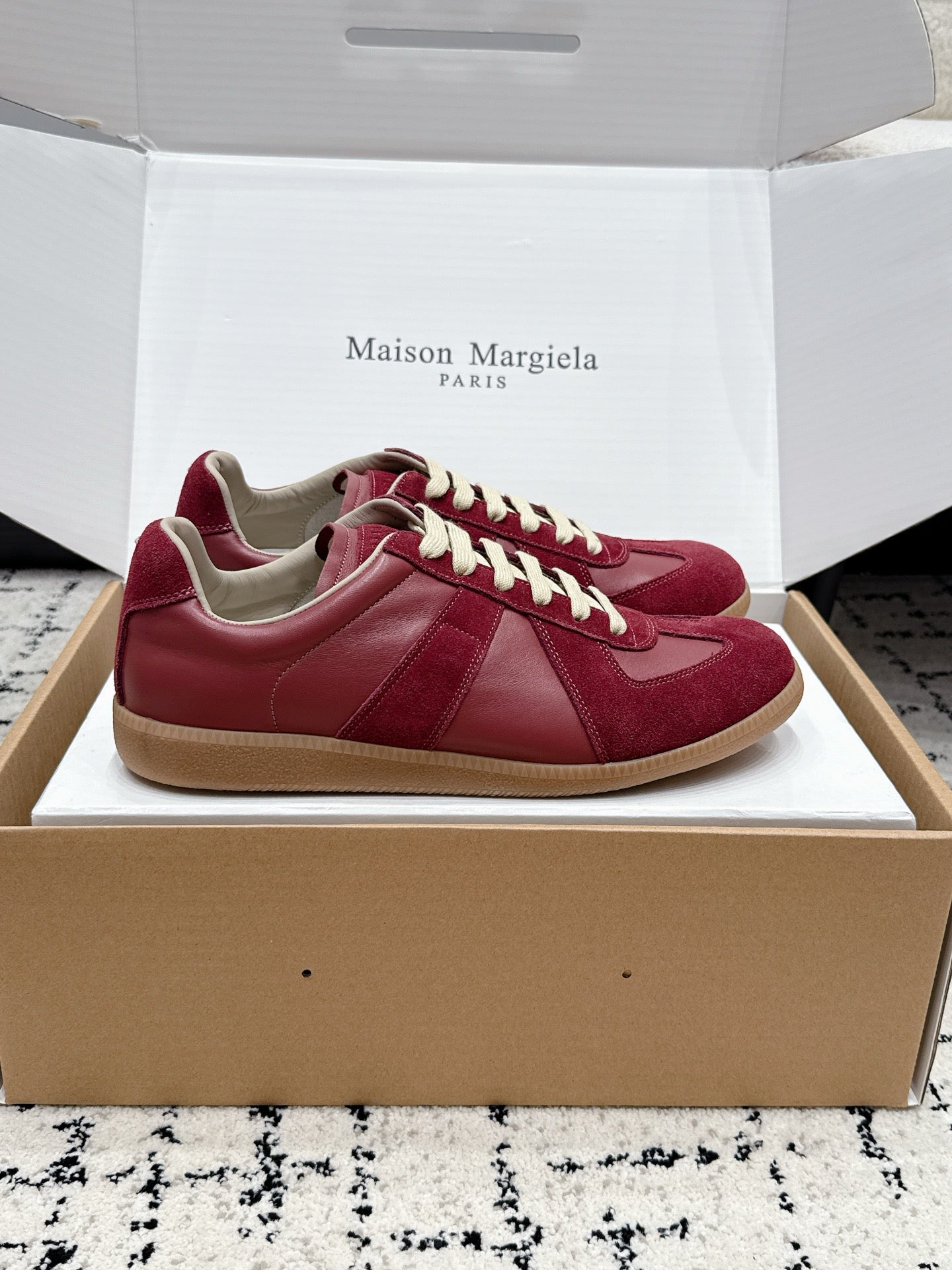 MM6 Replica Casual Sneaker Burgundy Sheepskin Suede 881181