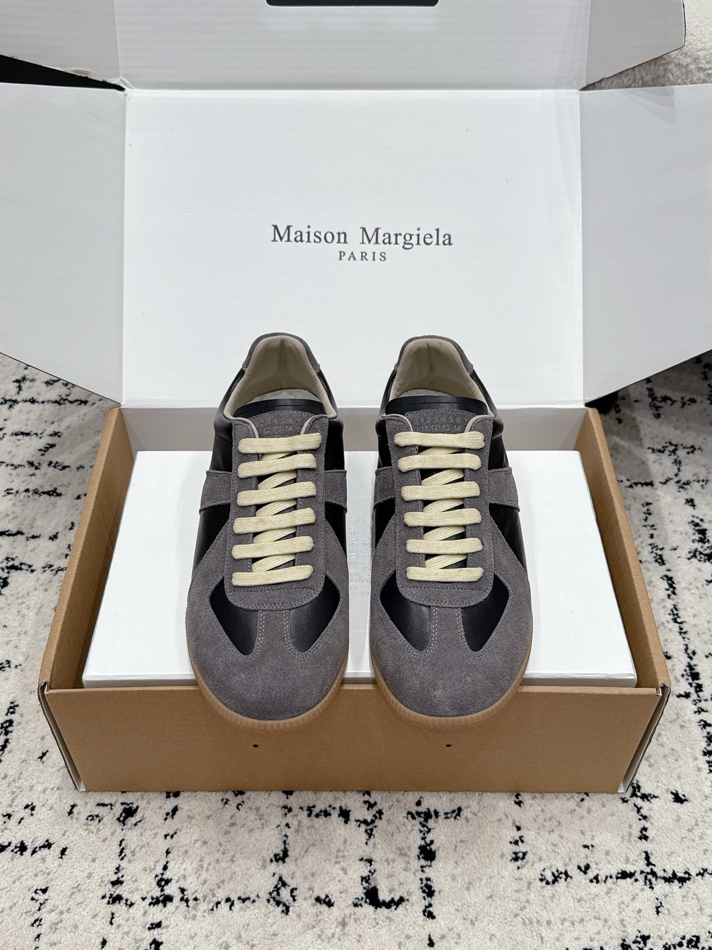 MM6 Replica Casual Sneaker Black Grey Sheepskin Suede 881187