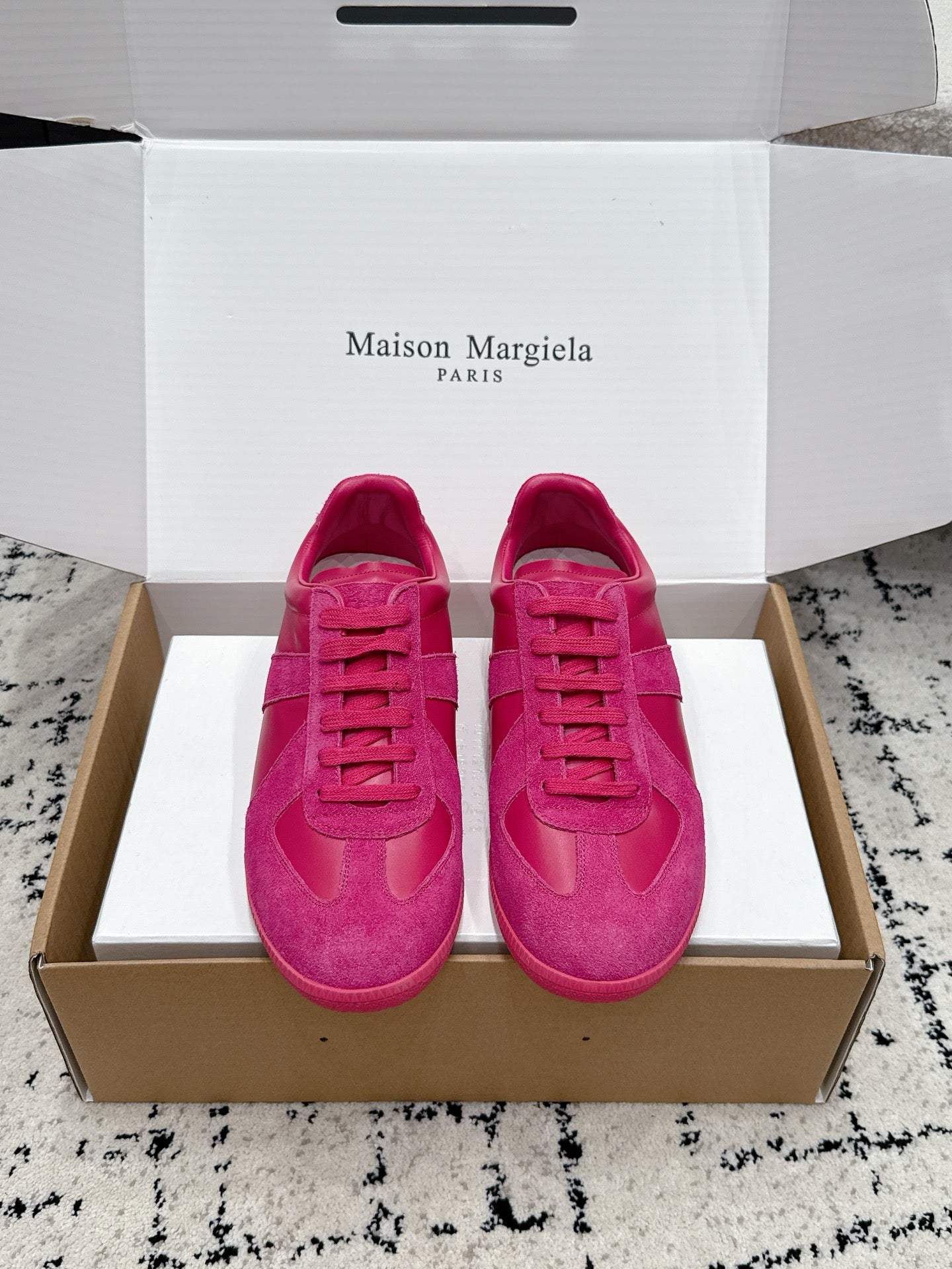 MM6 Replica Casual Sneaker Hot Pink Sheepskin Suede 881189