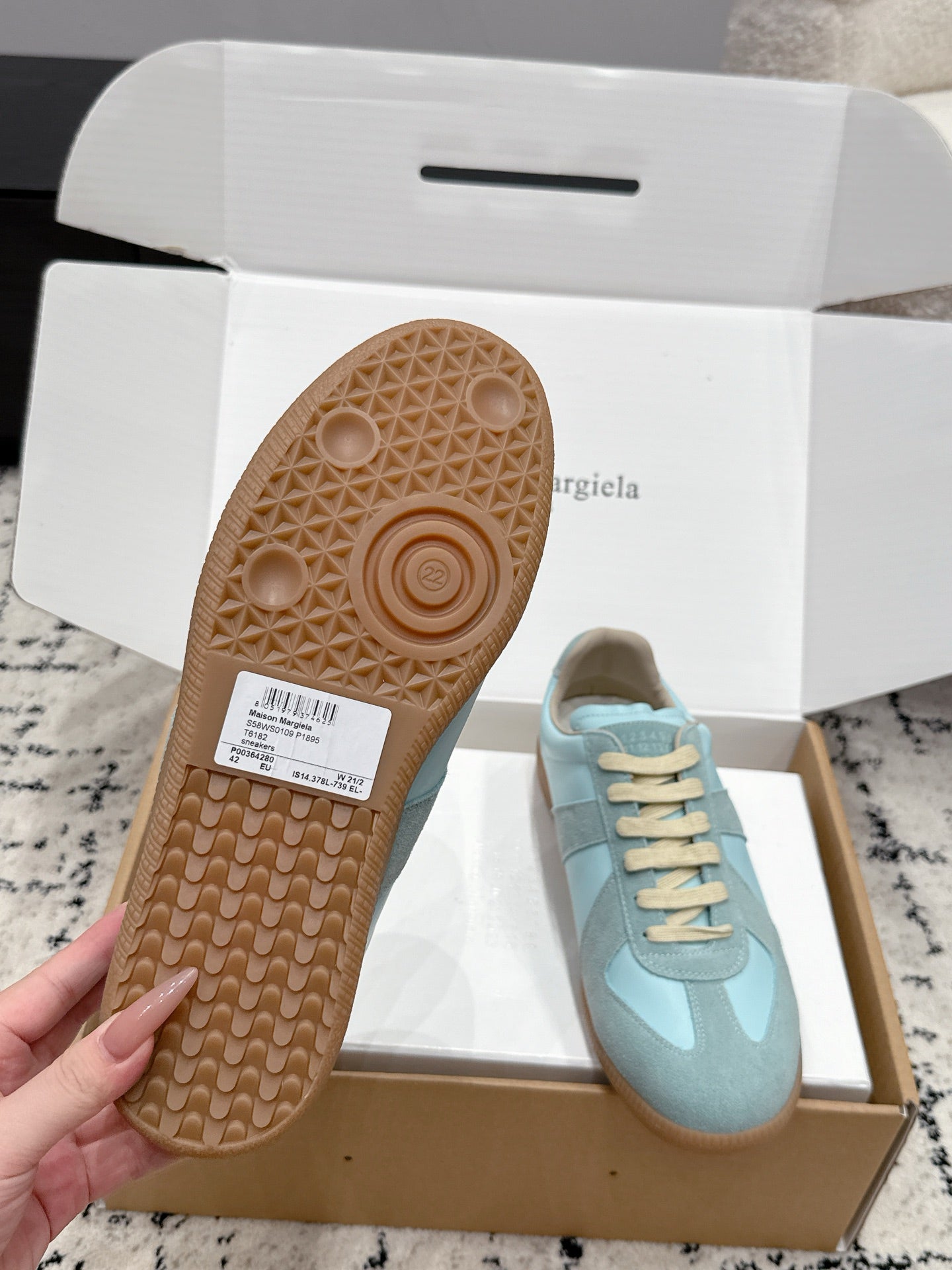 MM6 Replica Casual Sneaker Light Blue Sheepskin Suede 881191