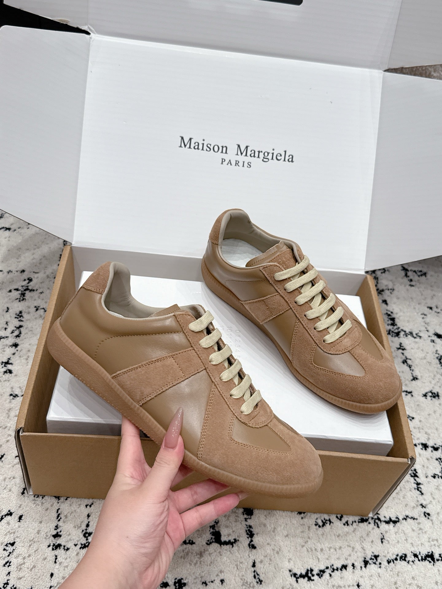 MM6 Replica Casual Sneaker Brown Sheepskin Suede 881192