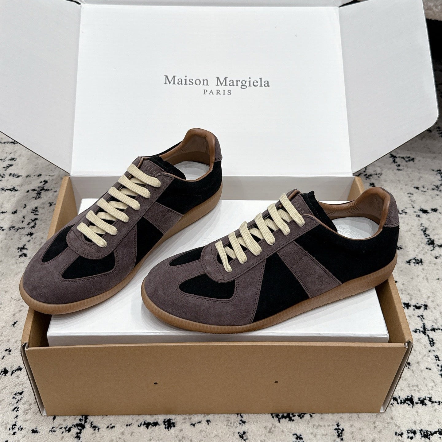 MM6 Replica Casual Sneaker Coffee Black Suede 881198