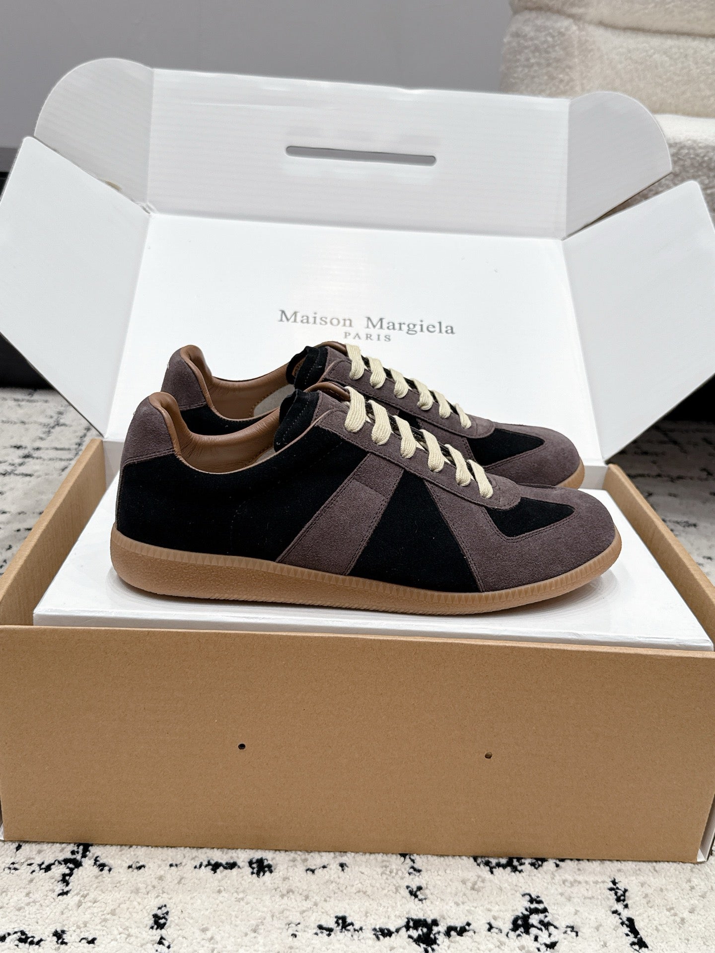 MM6 Replica Casual Sneaker Coffee Black Suede 881198
