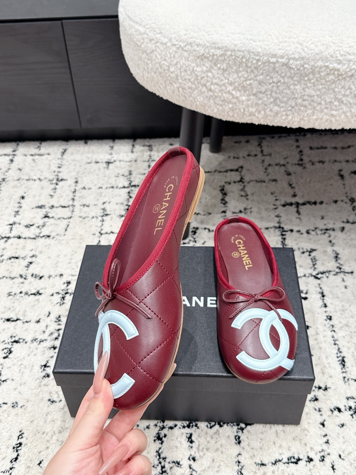 CC 26s Coco Beach Cambon Mule Burgundy Lambskin 847129