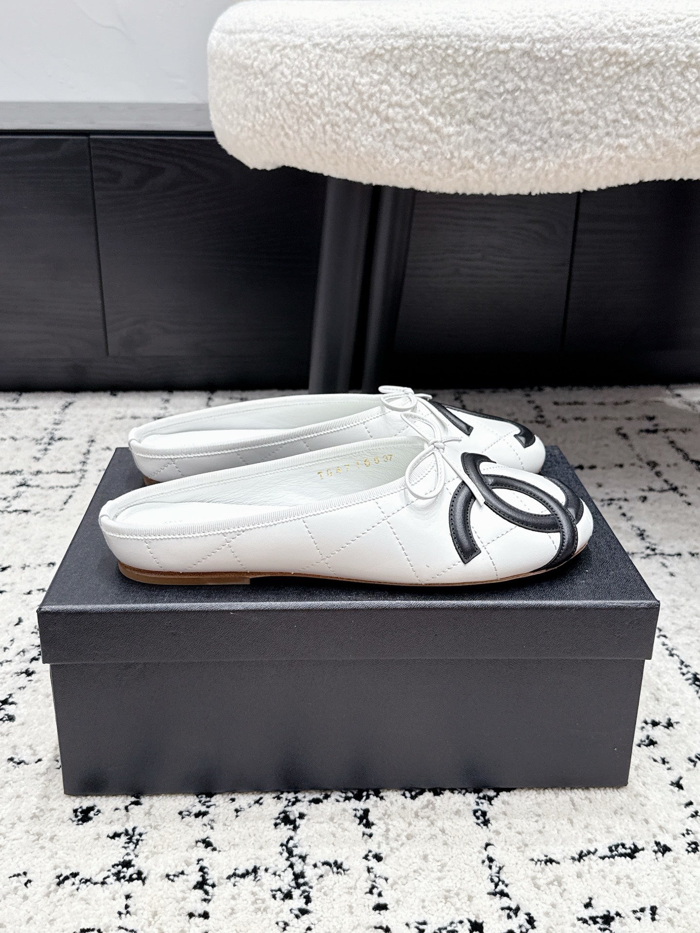 CC 26s Coco Beach Cambon Mule White Lambskin 847130