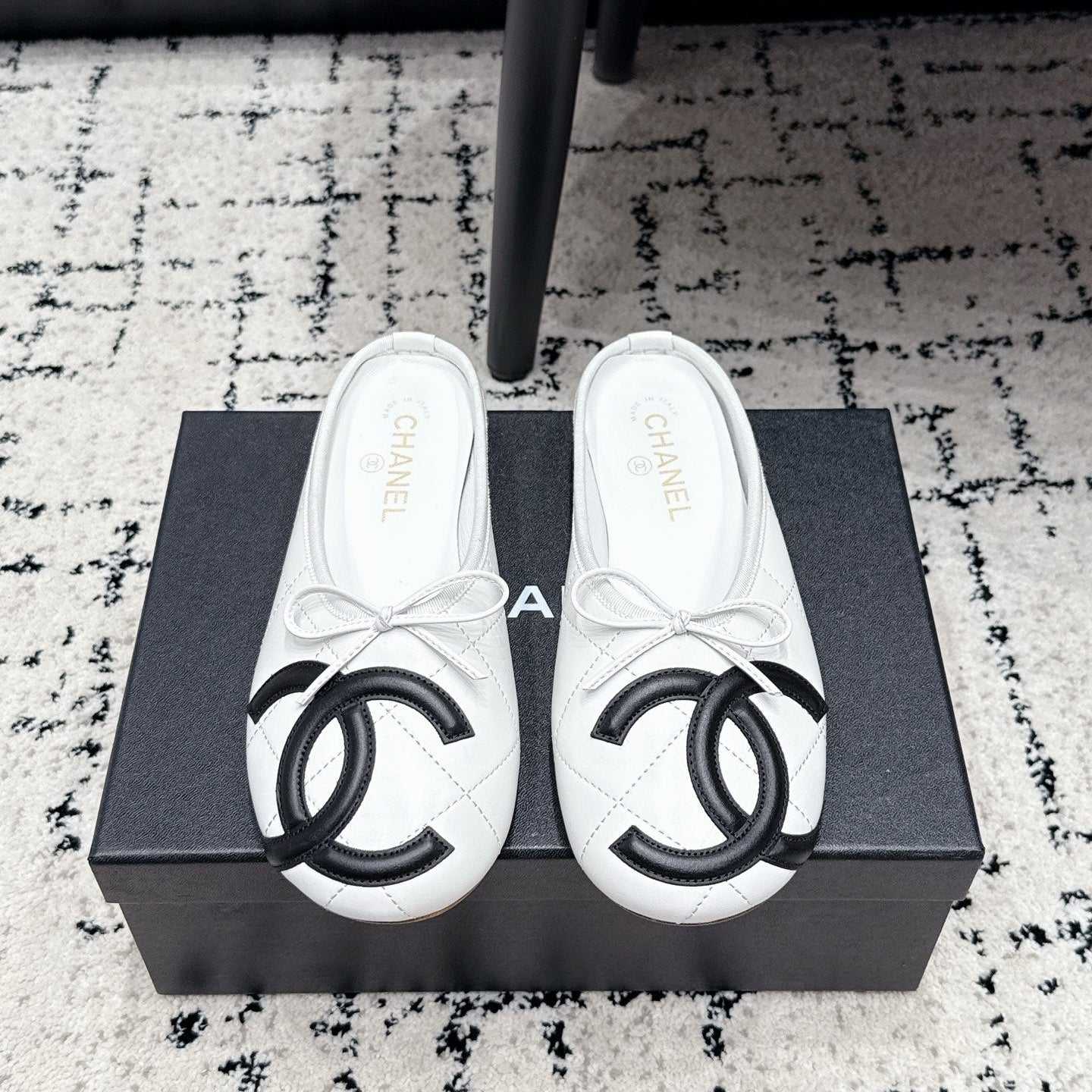CC 26s Coco Beach Cambon Mule White Lambskin 847130
